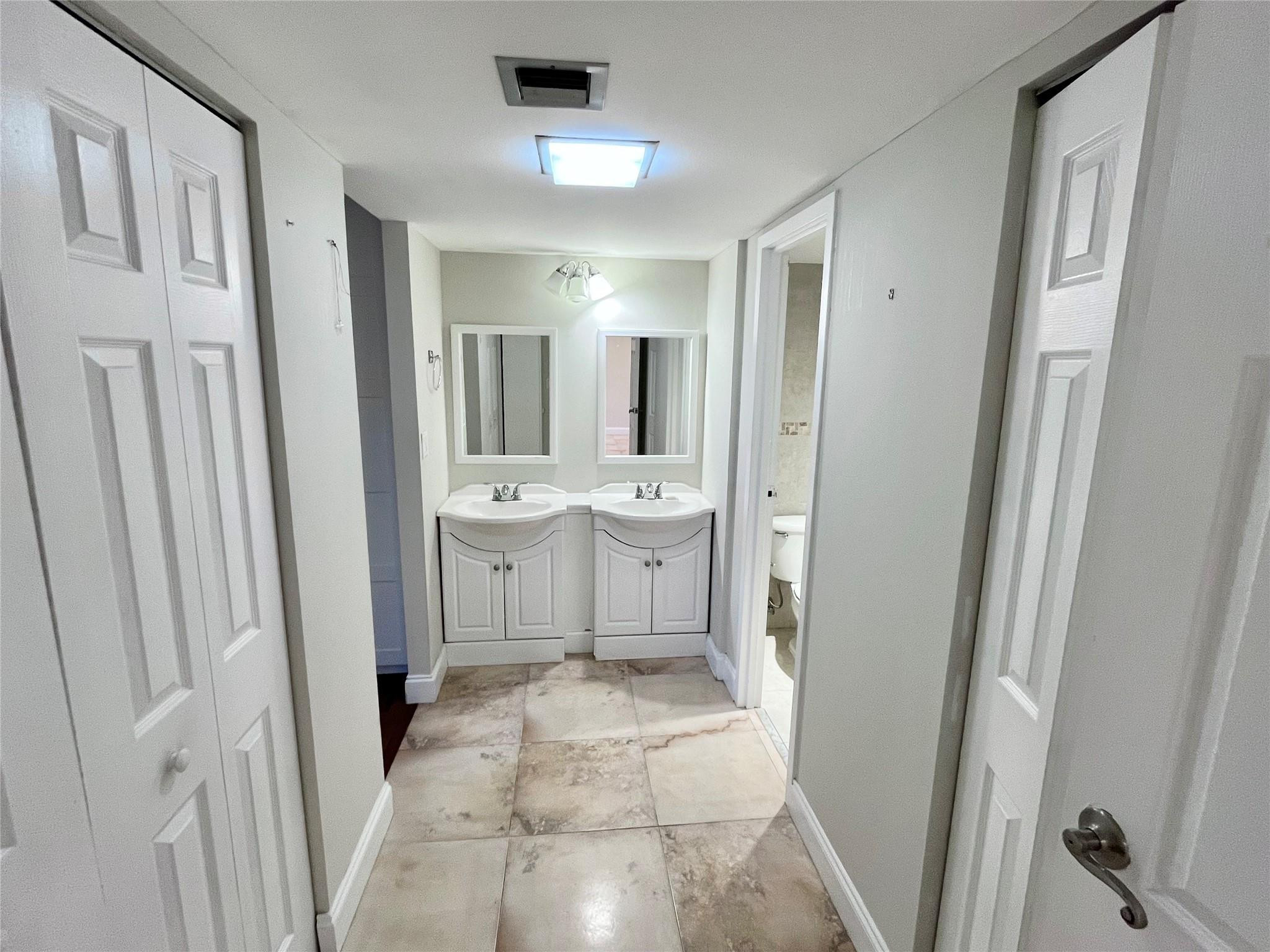 3625 N Country Club Dr 210