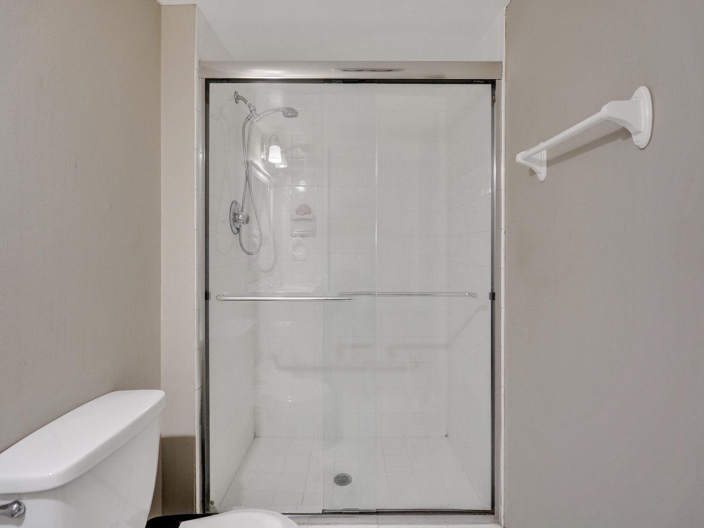 3625 N Country Club Dr 210