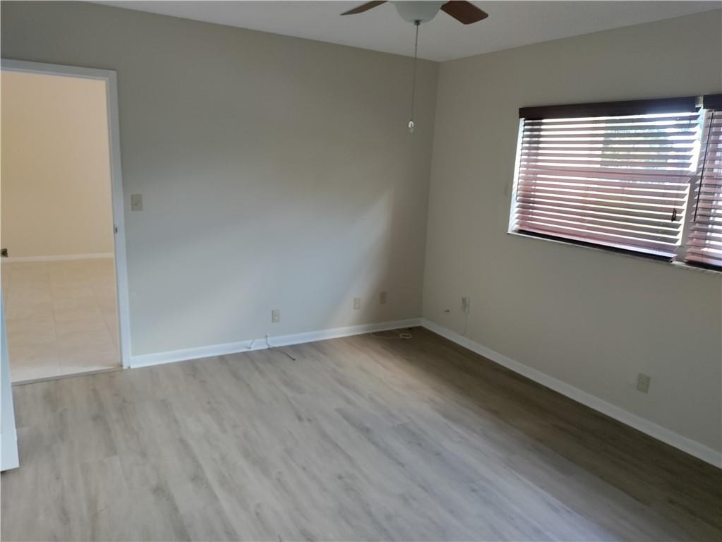 1040 Country Club Dr 204