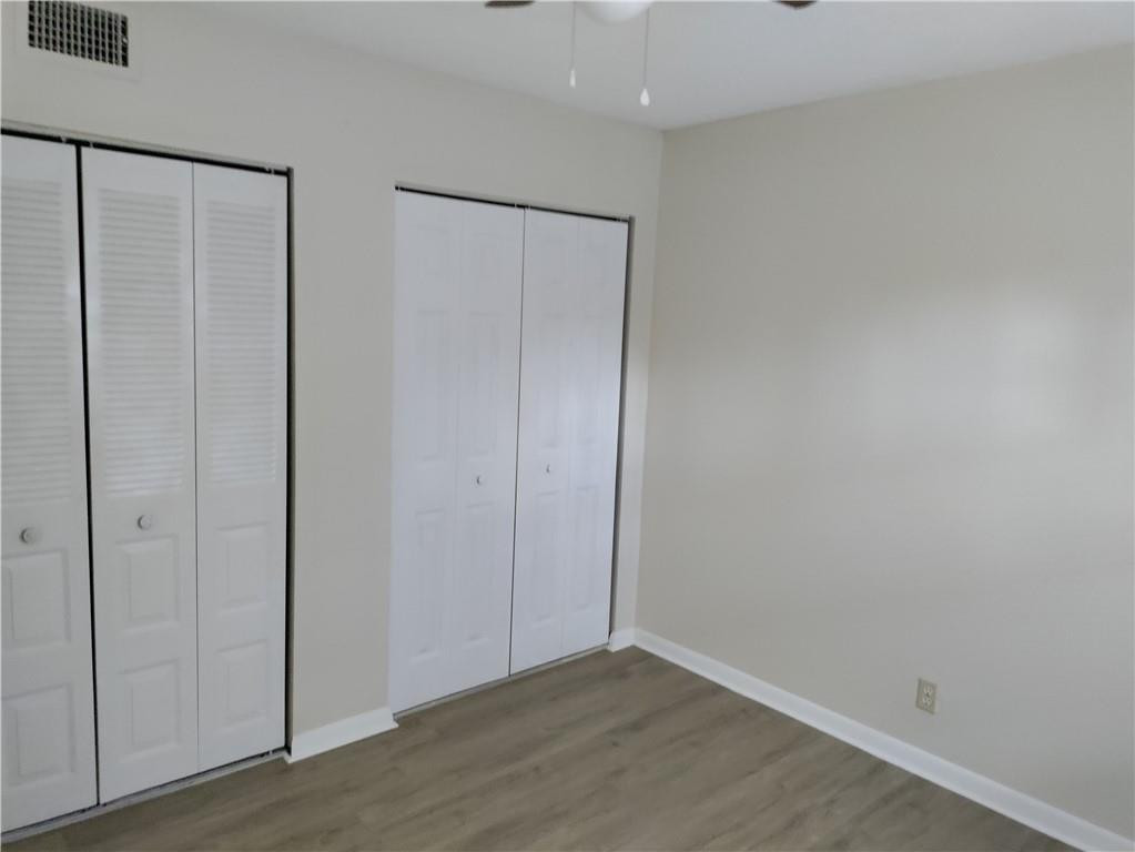 1040 Country Club Dr 204