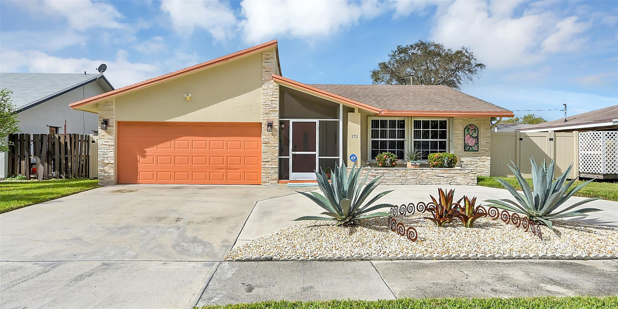 171 SW 32nd Ave