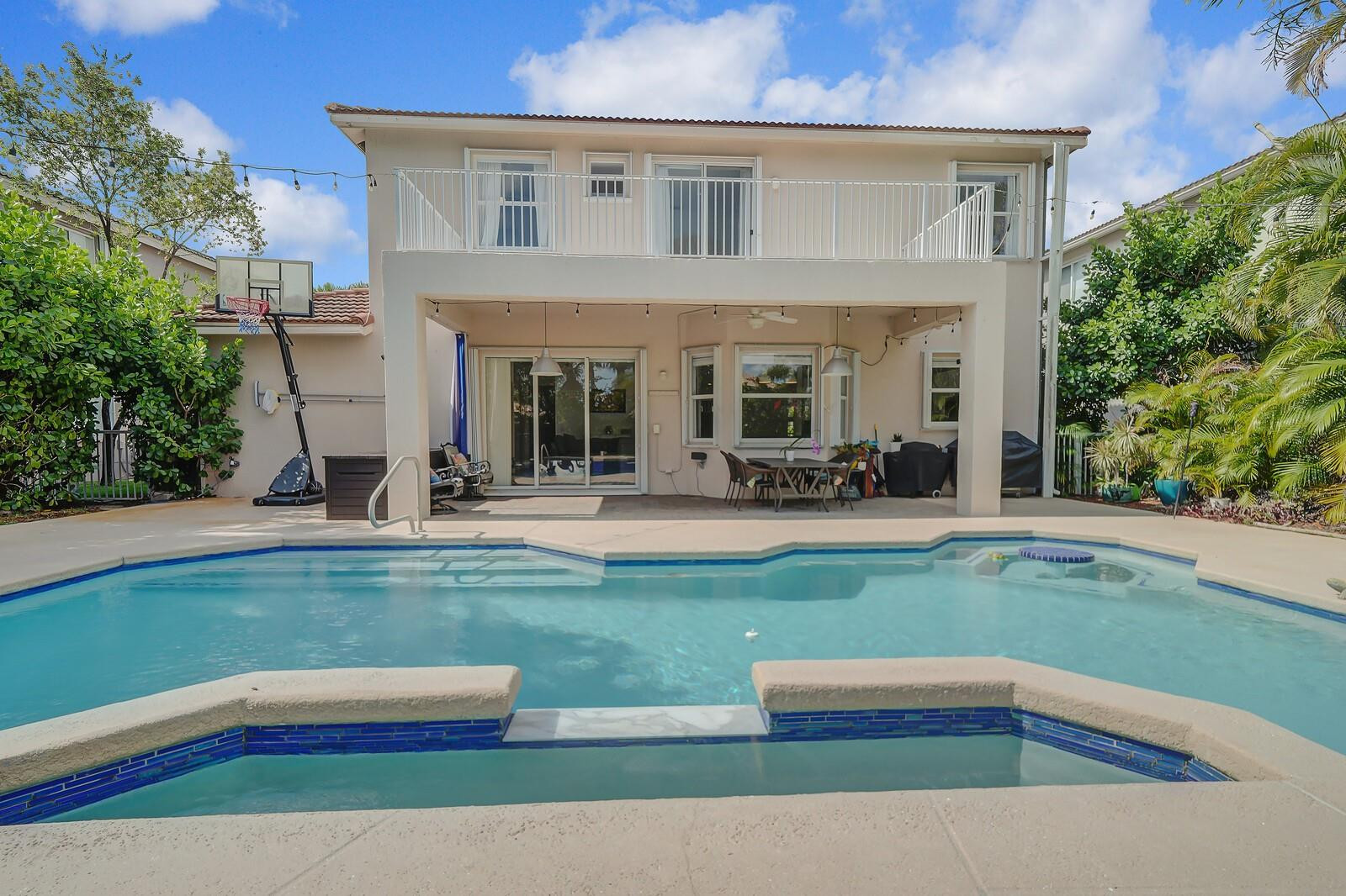 11135 Marina Bay Rd