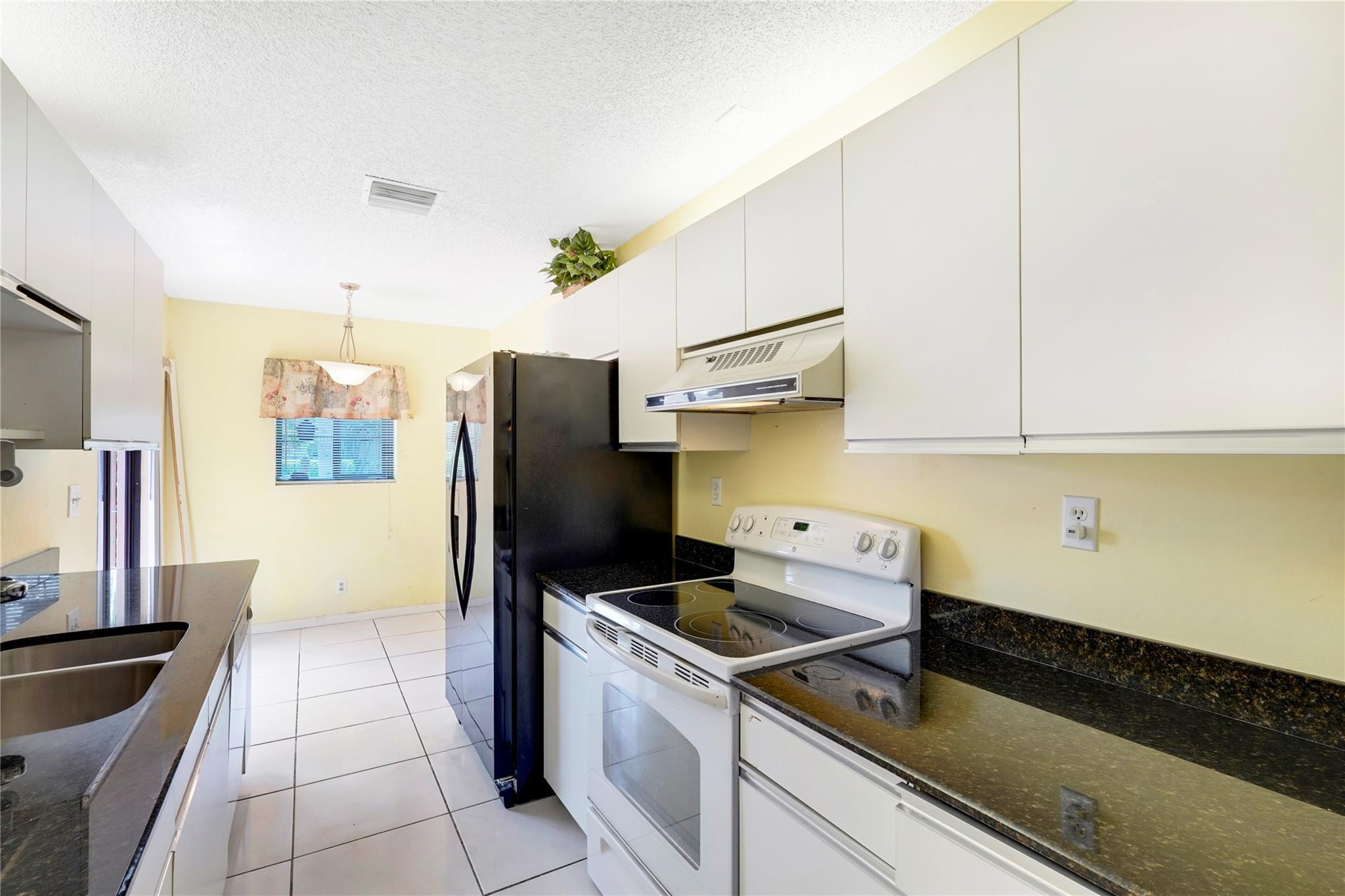 14085 Nesting Way C