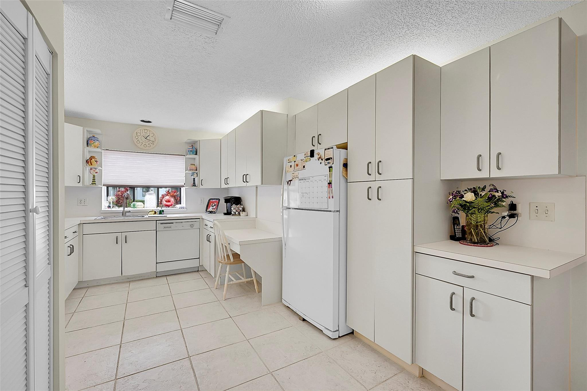 2645 NW 42nd Ave