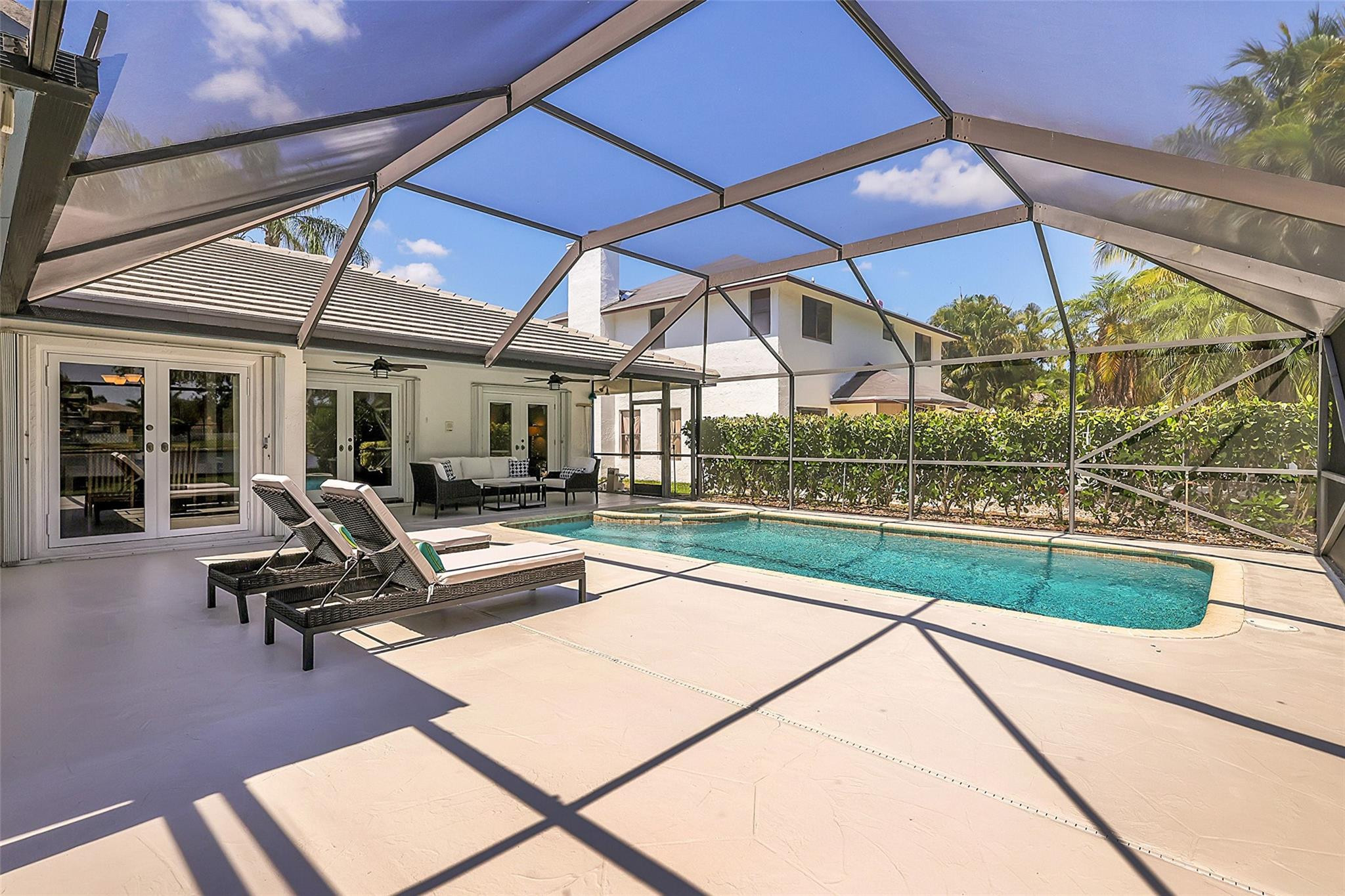4550 NW 49th Ct