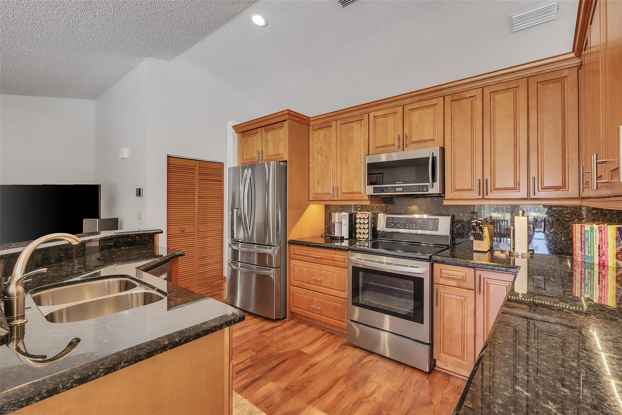 4550 NW 49th Ct