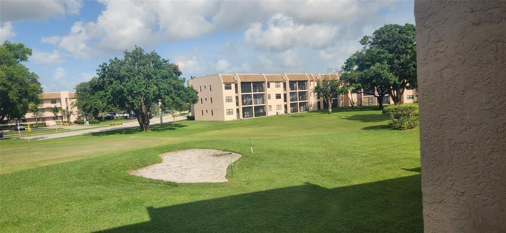 10434 Lakes Blvd 209