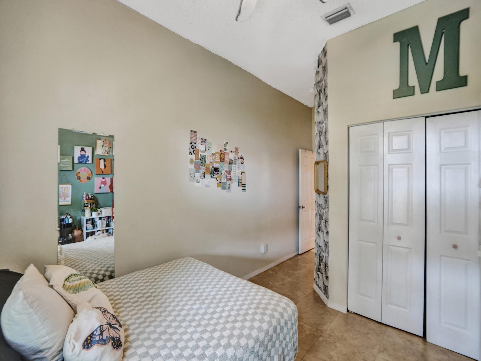 7658 NW 59th Way