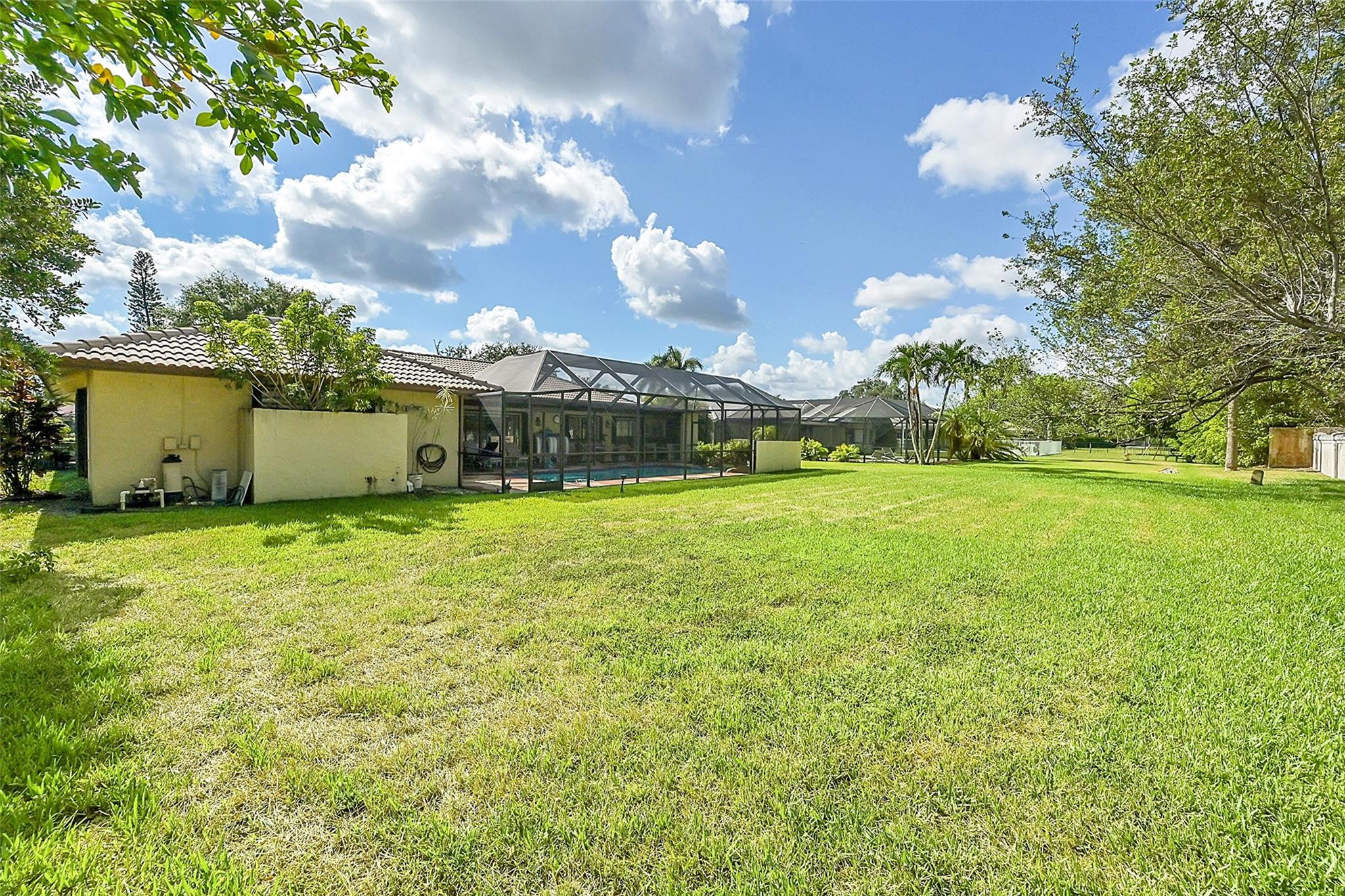 704 NW 101st Ter