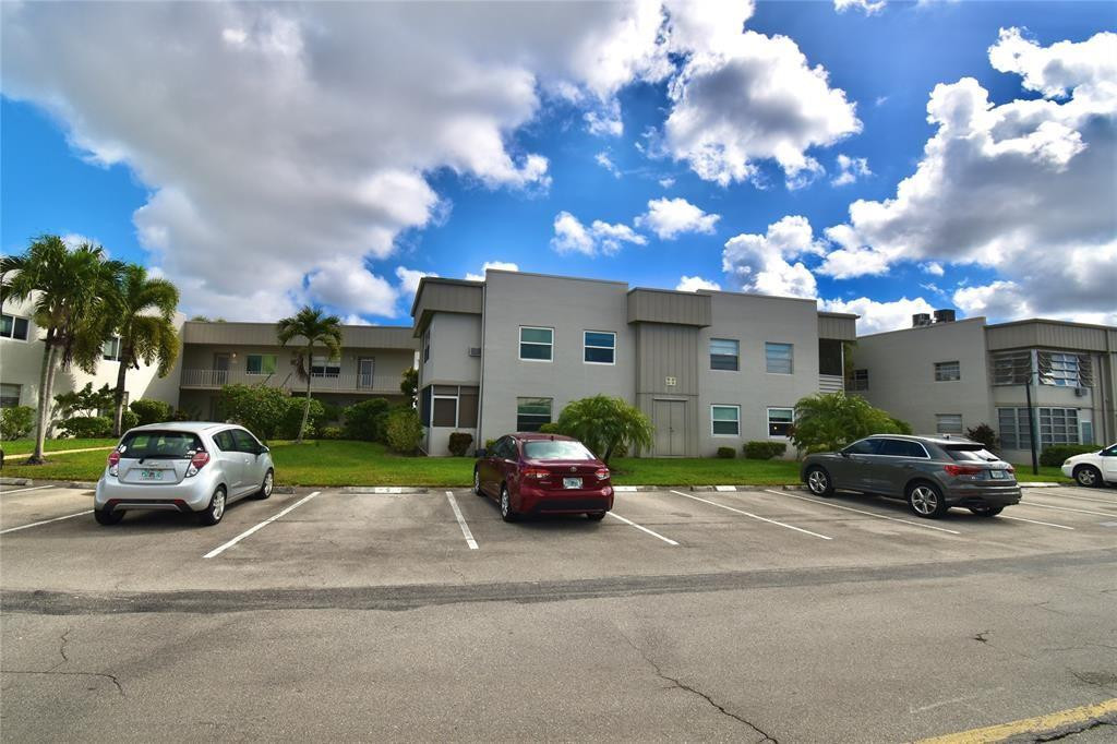 302 Flanders G Drive 302