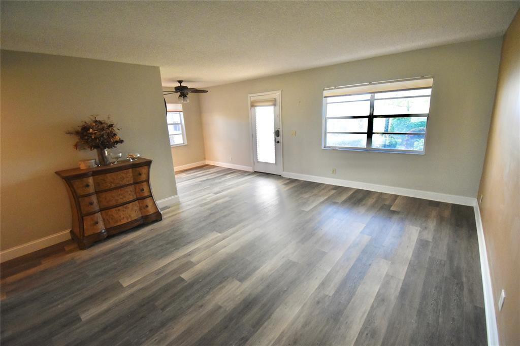 302 Flanders G Drive 302