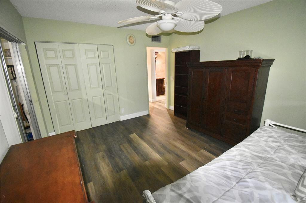 302 Flanders G Drive 302