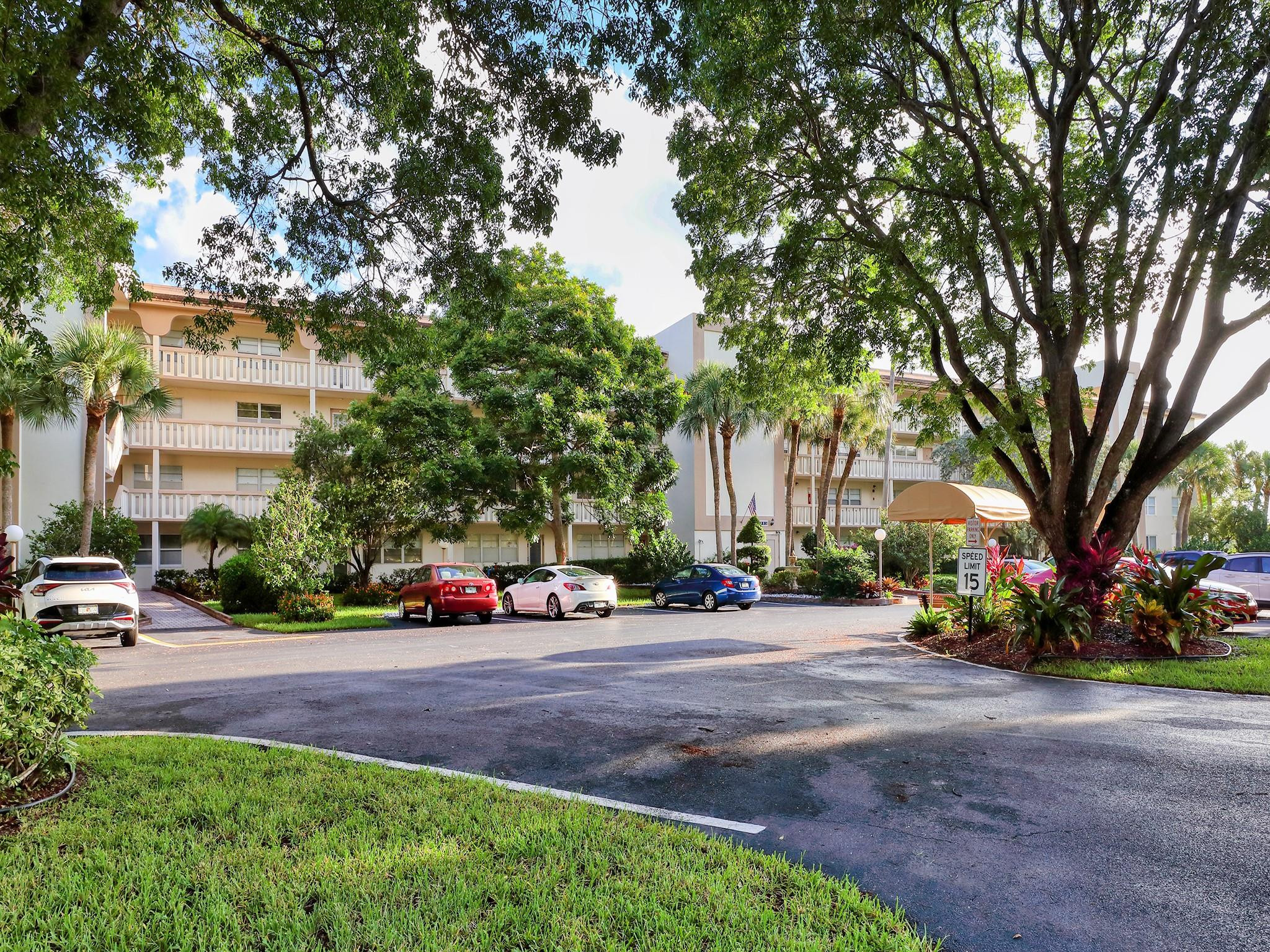 2905 Victoria Pl A2