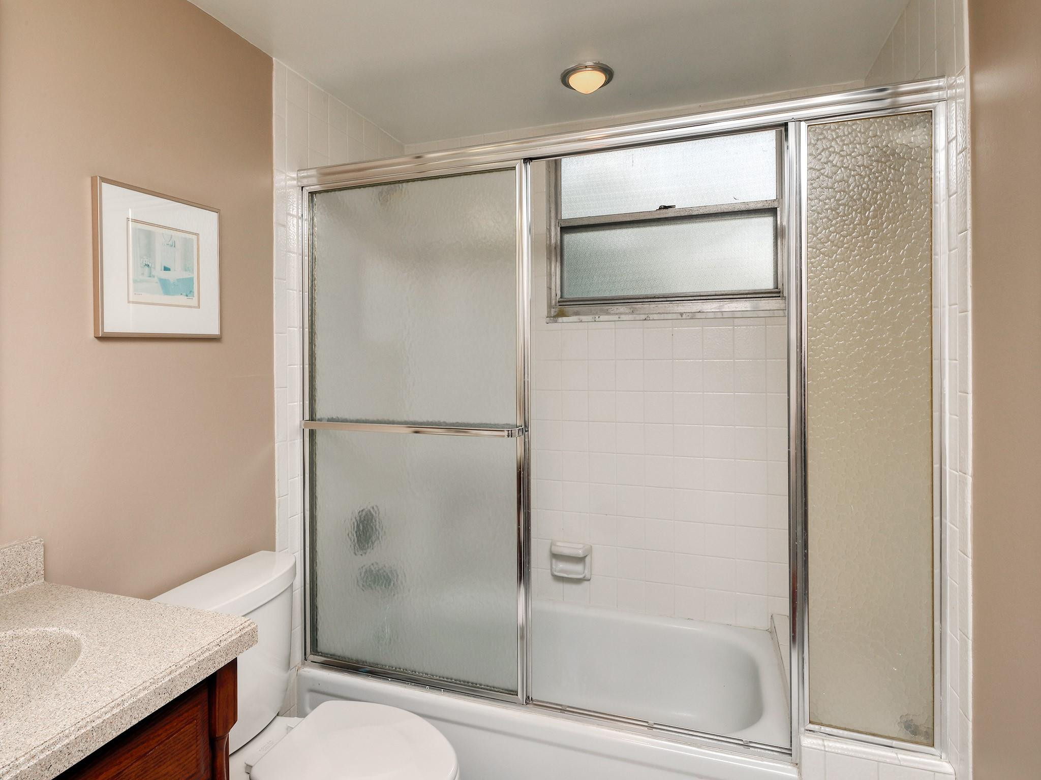 2905 Victoria Pl A2