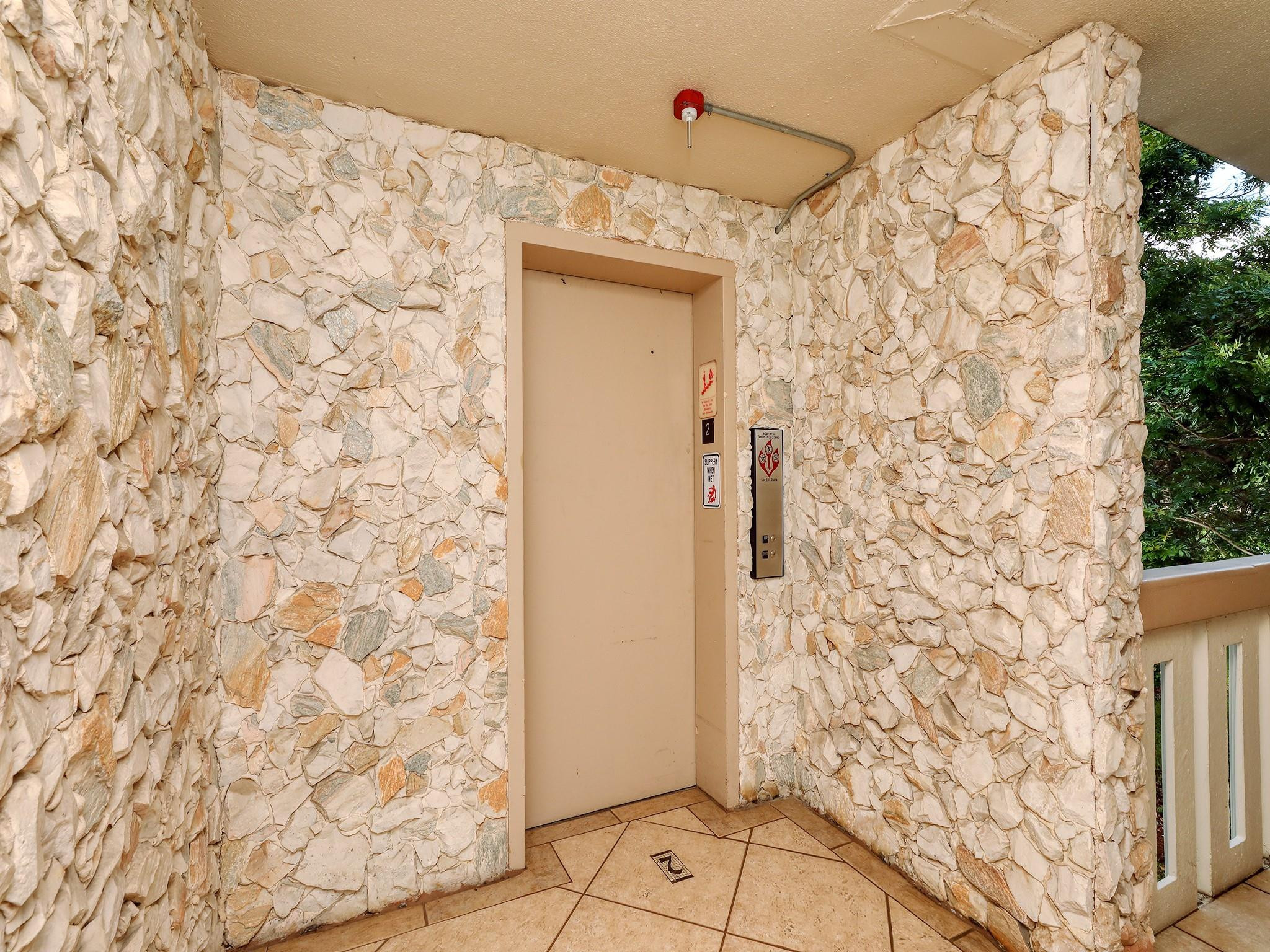 2905 Victoria Pl A2