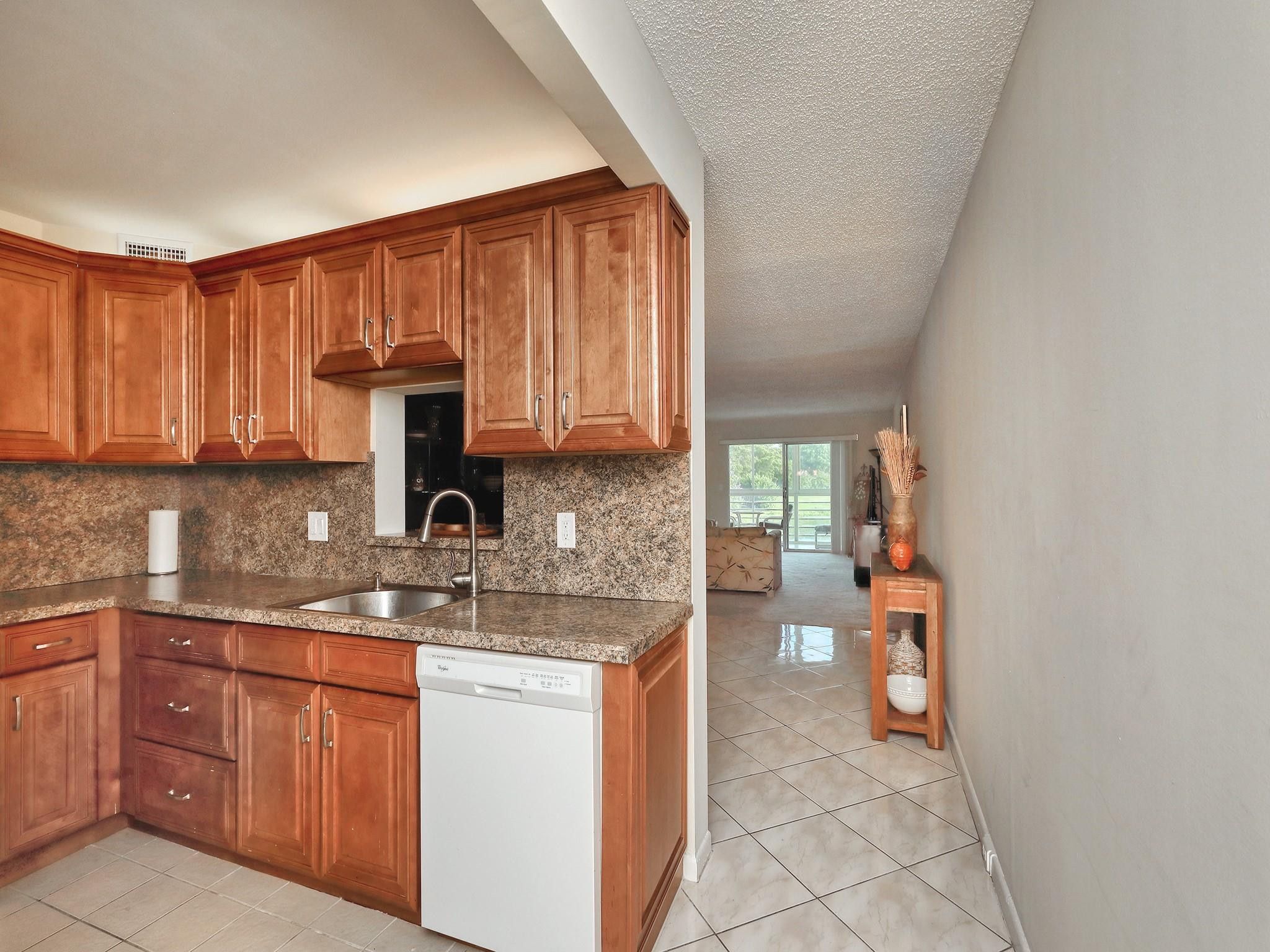 2905 Victoria Pl A2
