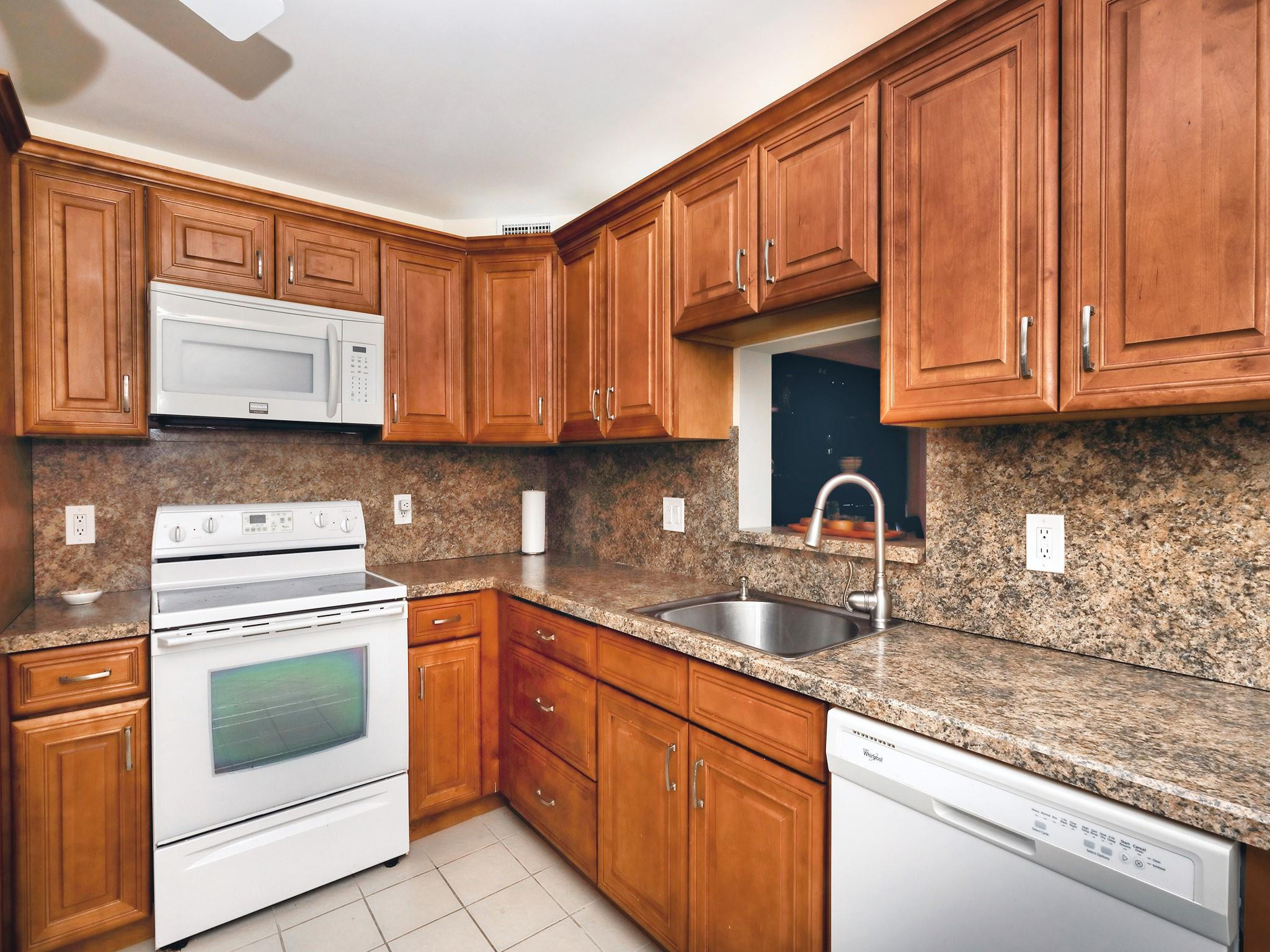 2905 Victoria Pl A2