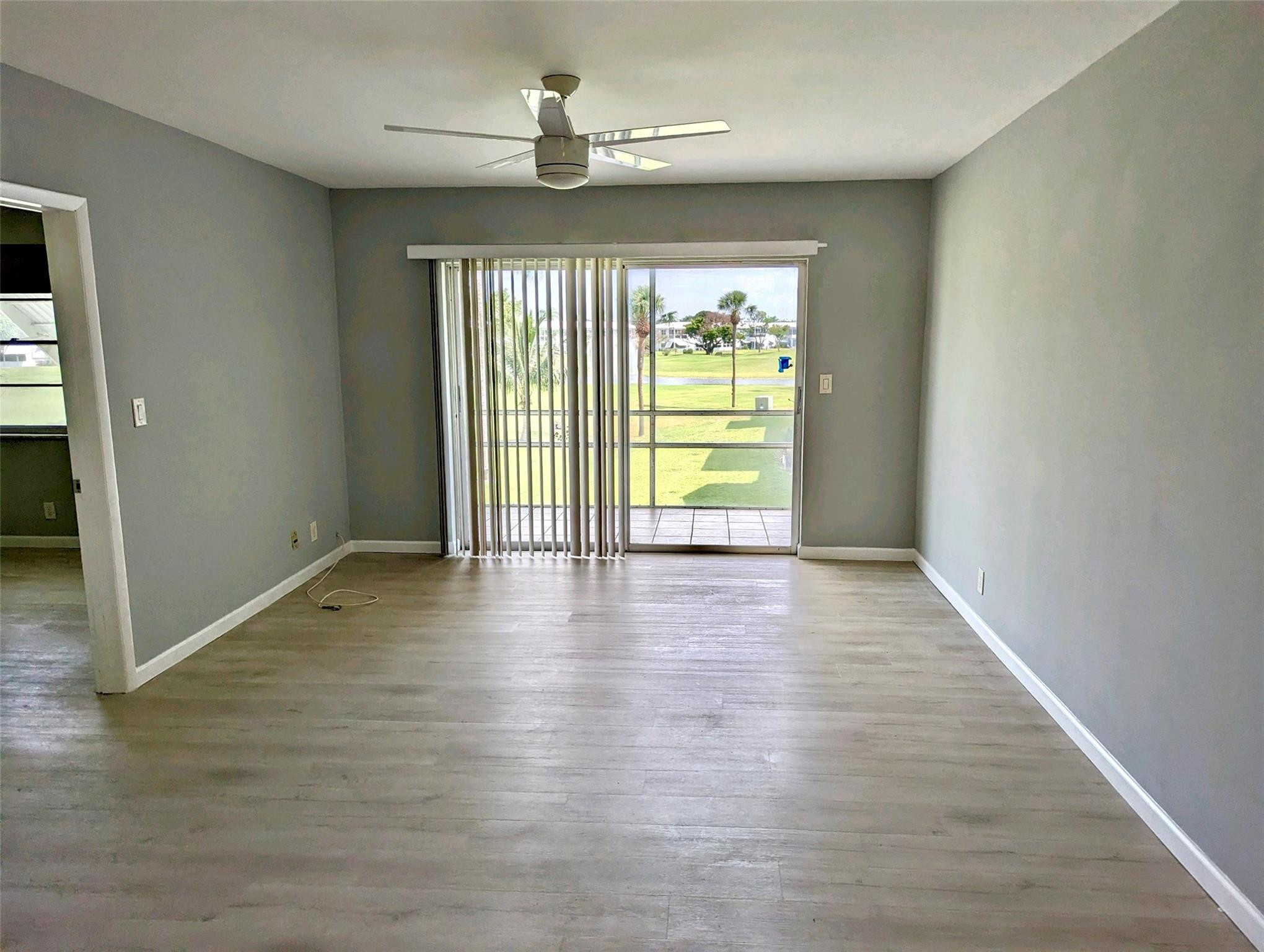 201 S Golf Blvd 2005