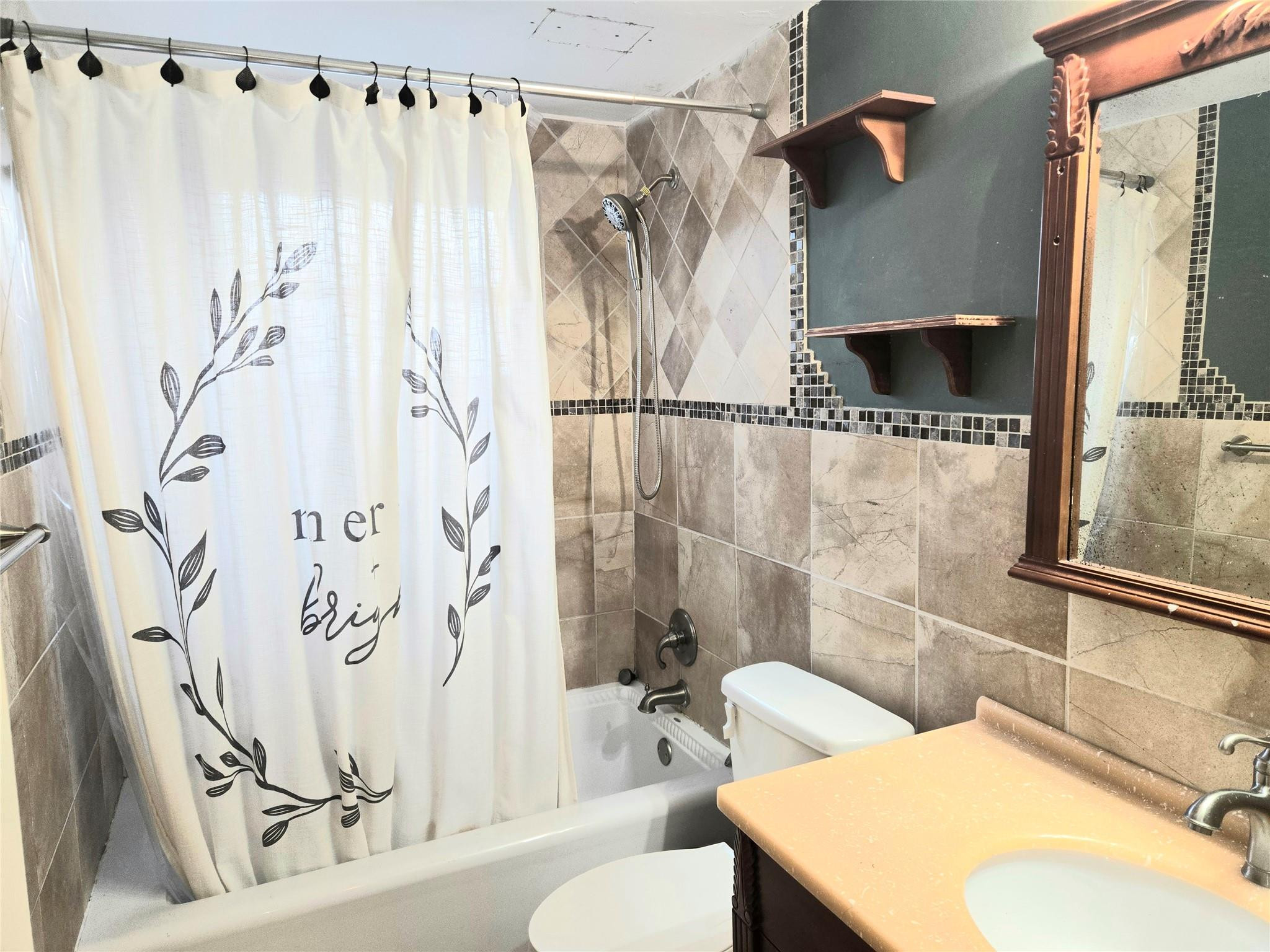 715 NW 30th Ct 6