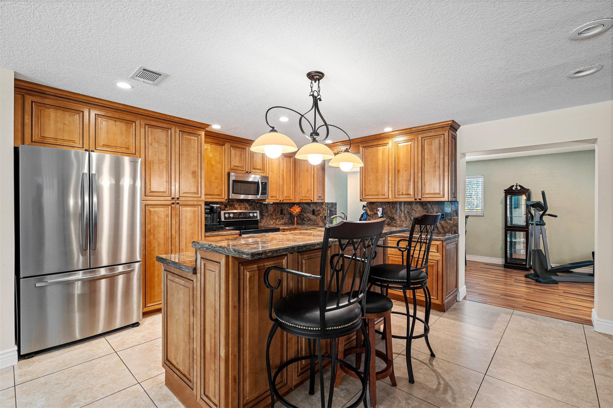 6546 NW 2nd Street