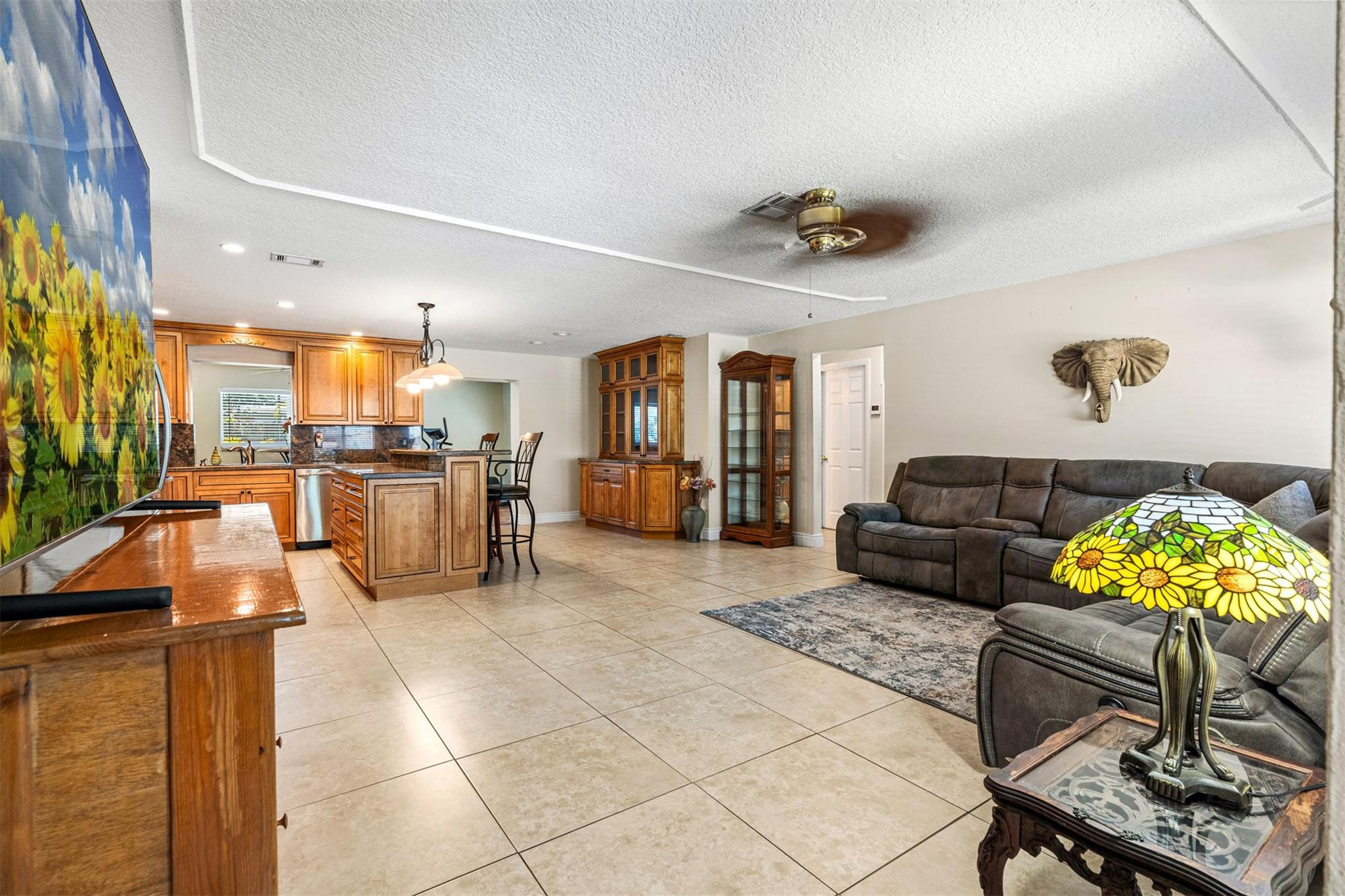 6546 NW 2nd Street