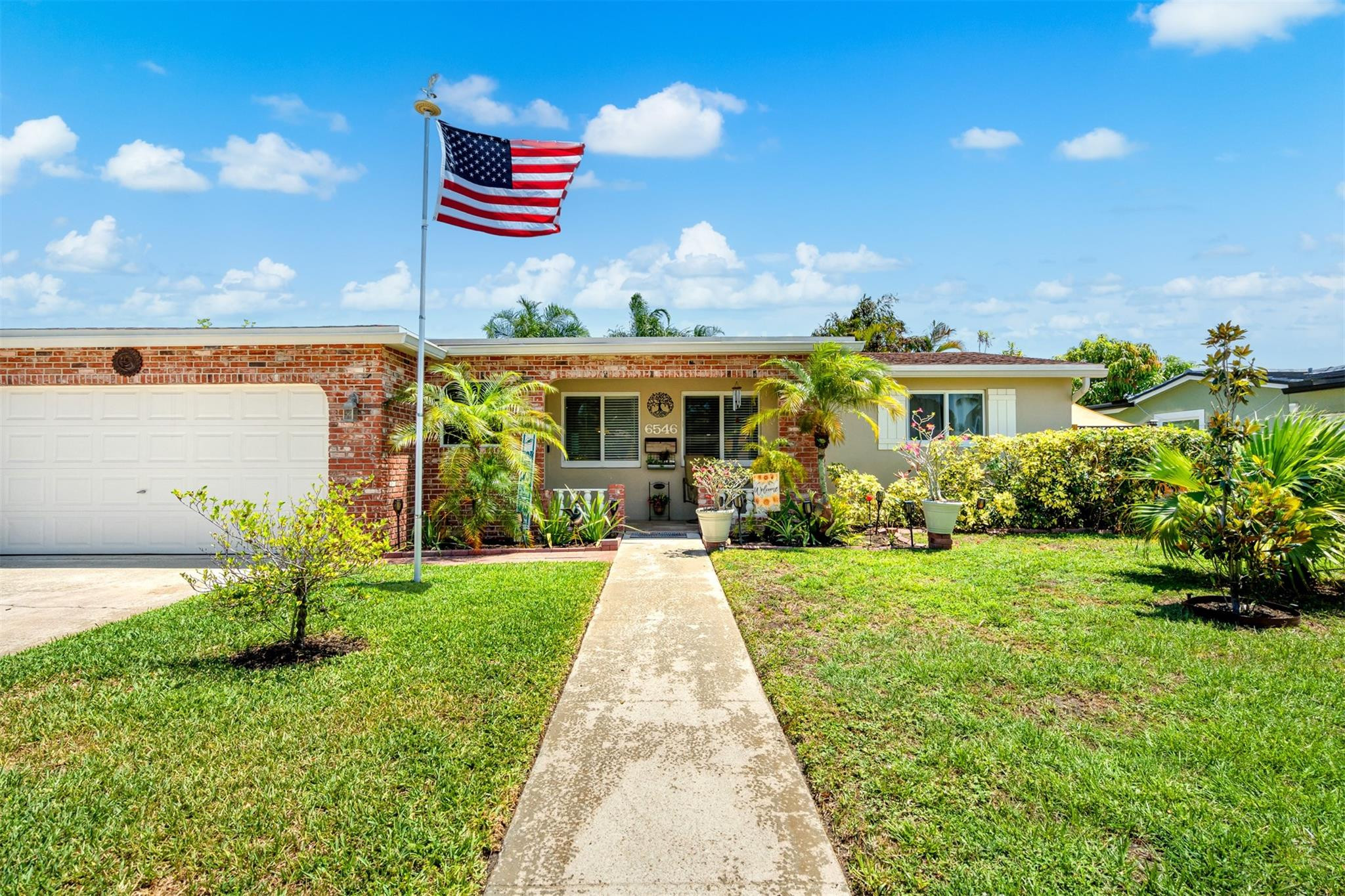 6546 NW 2nd Street