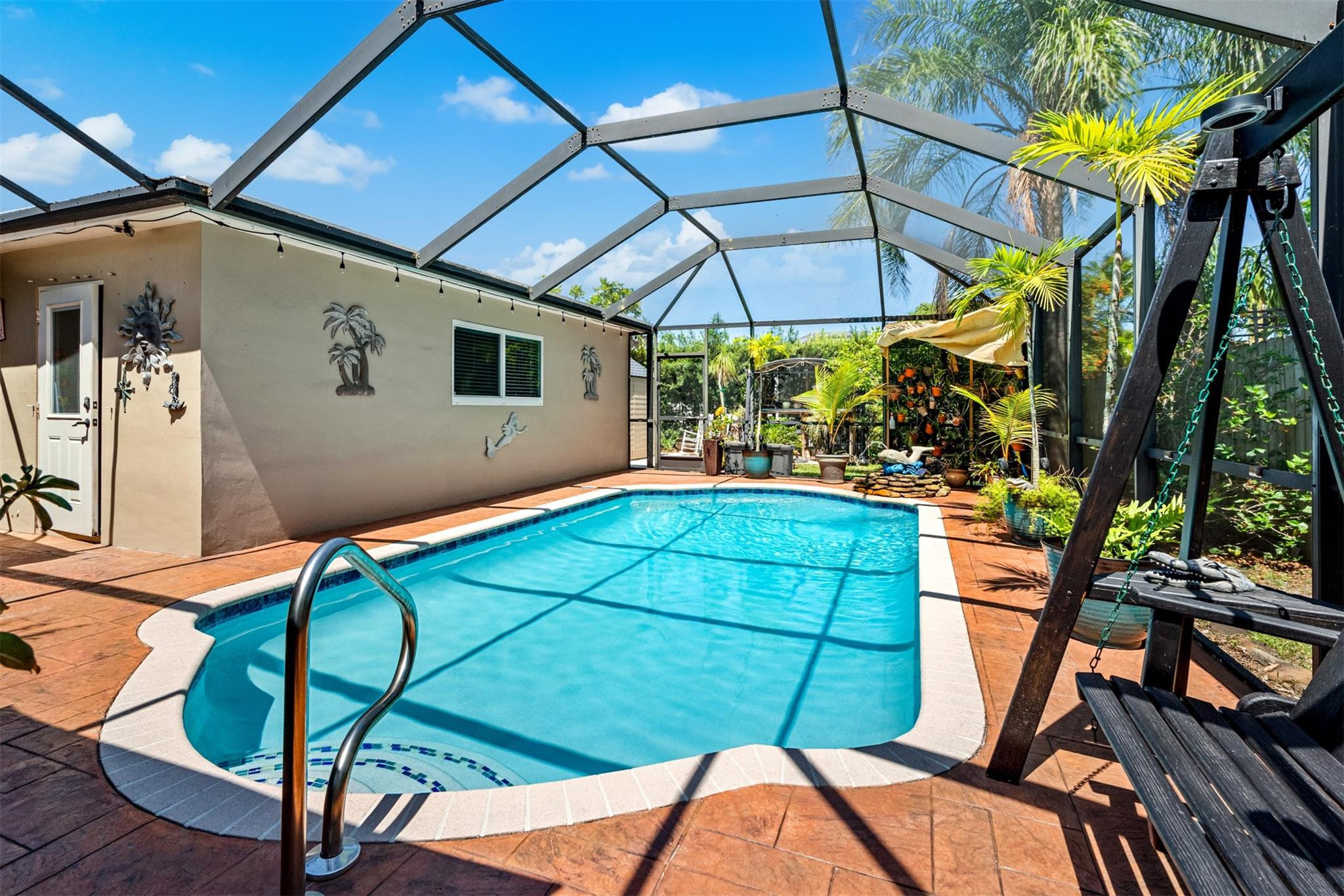 6546 NW 2nd Street