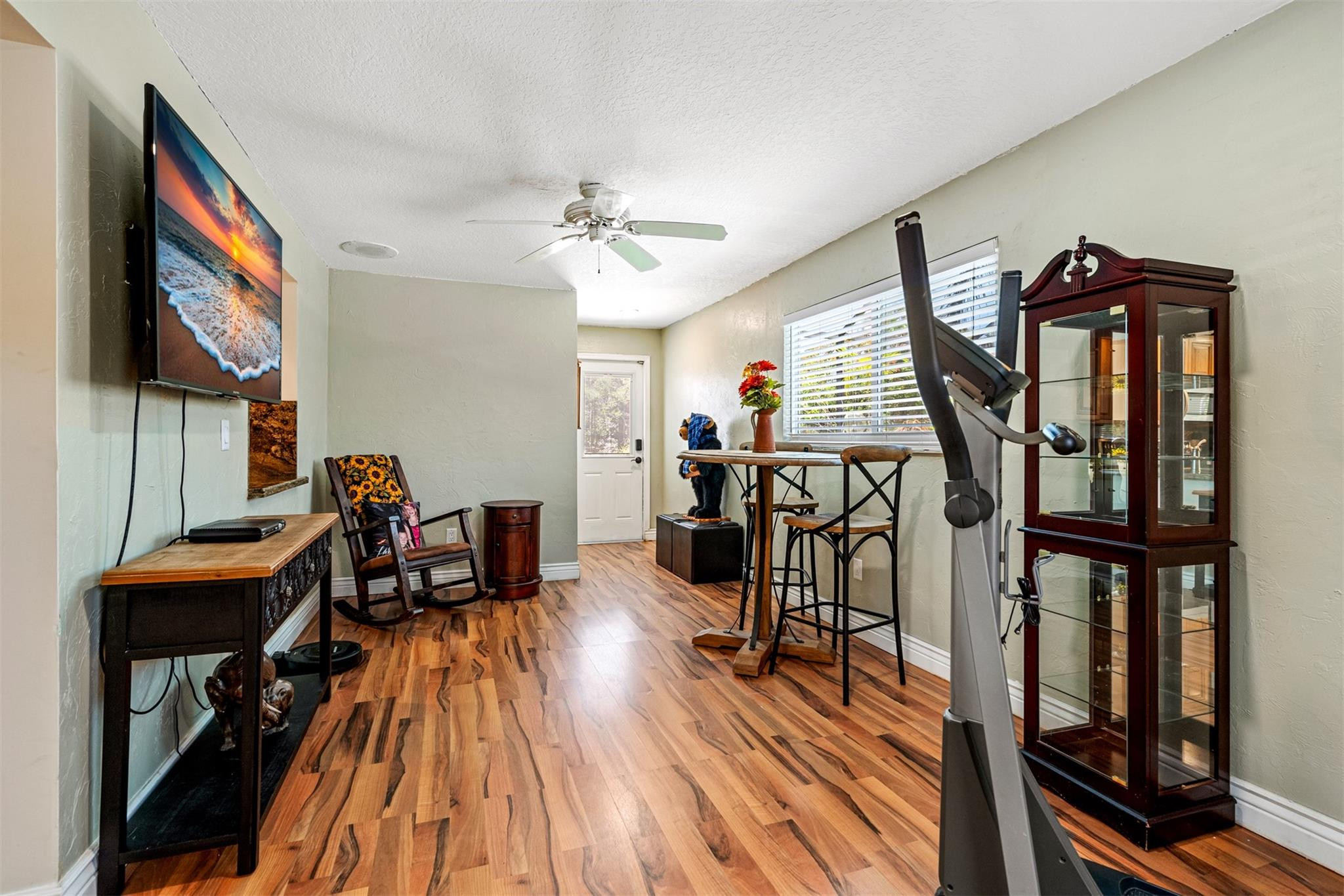 6546 NW 2nd Street
