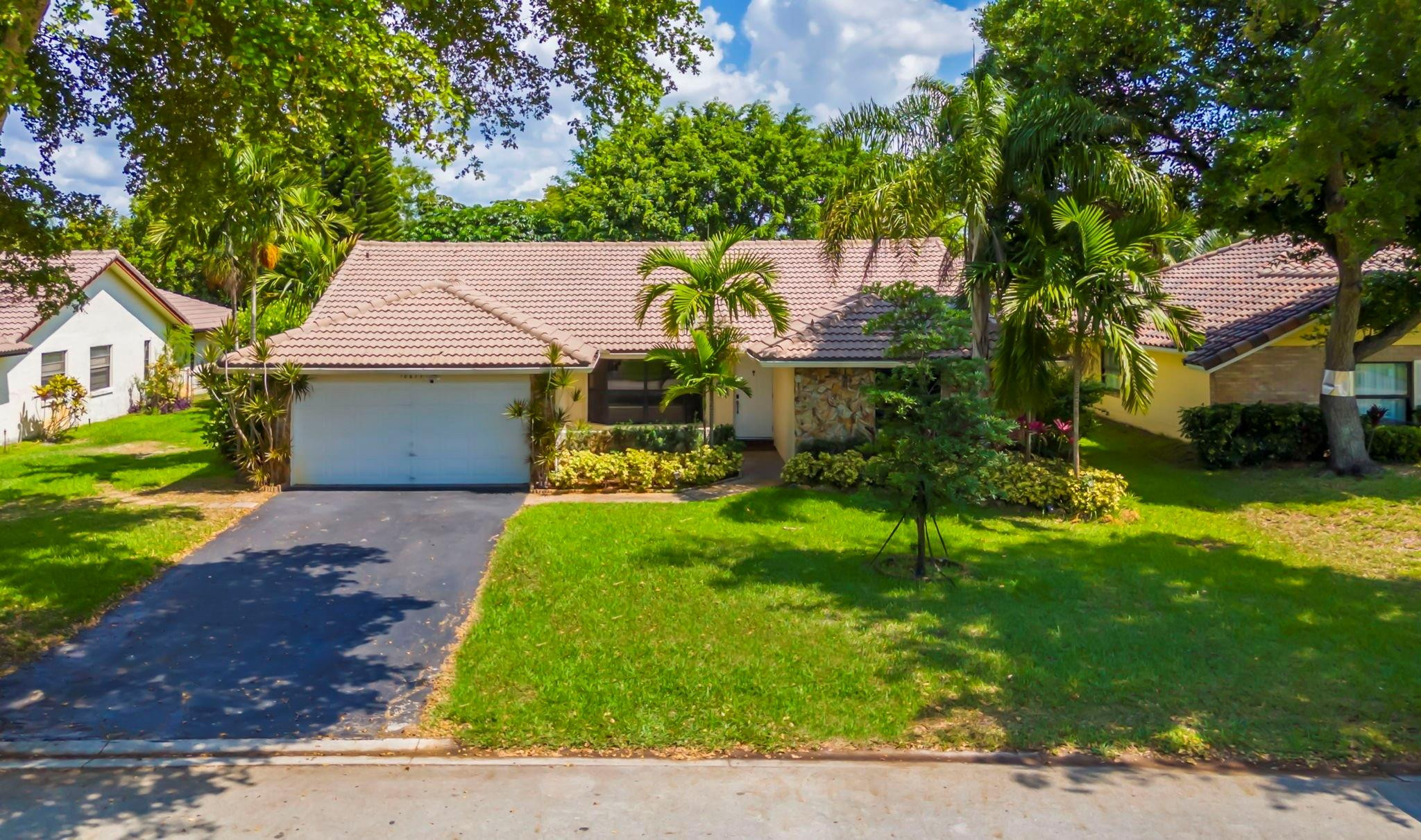 10677 NW 2nd Pl