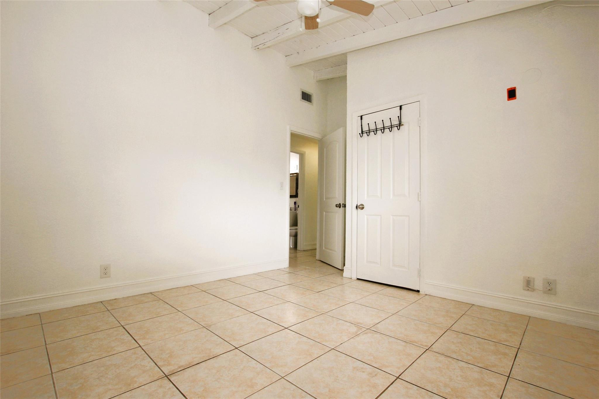 1545 NW 15th Ter
