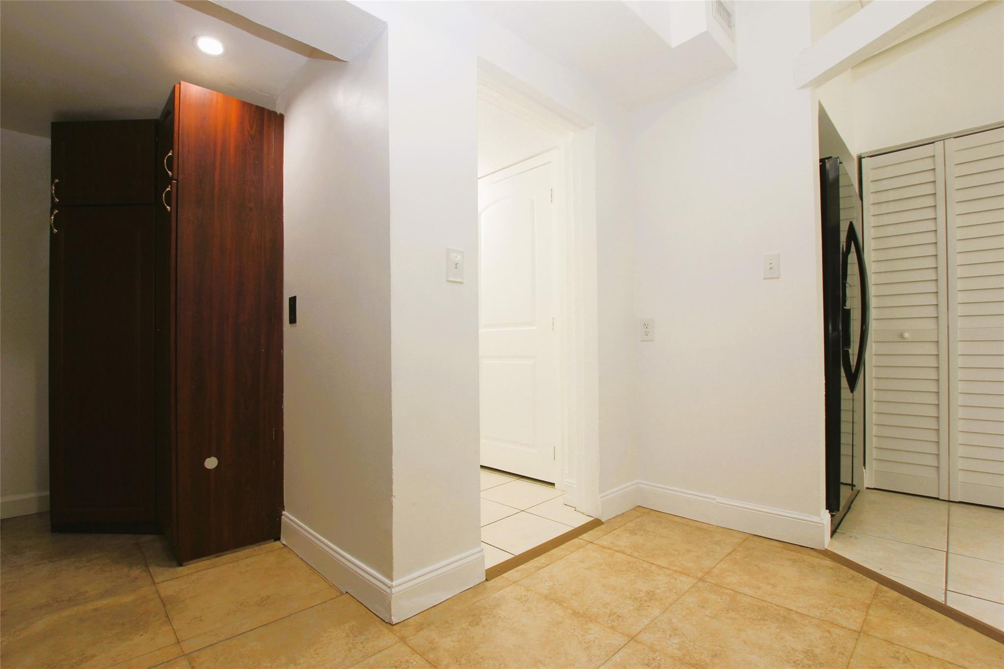 1545 NW 15th Ter