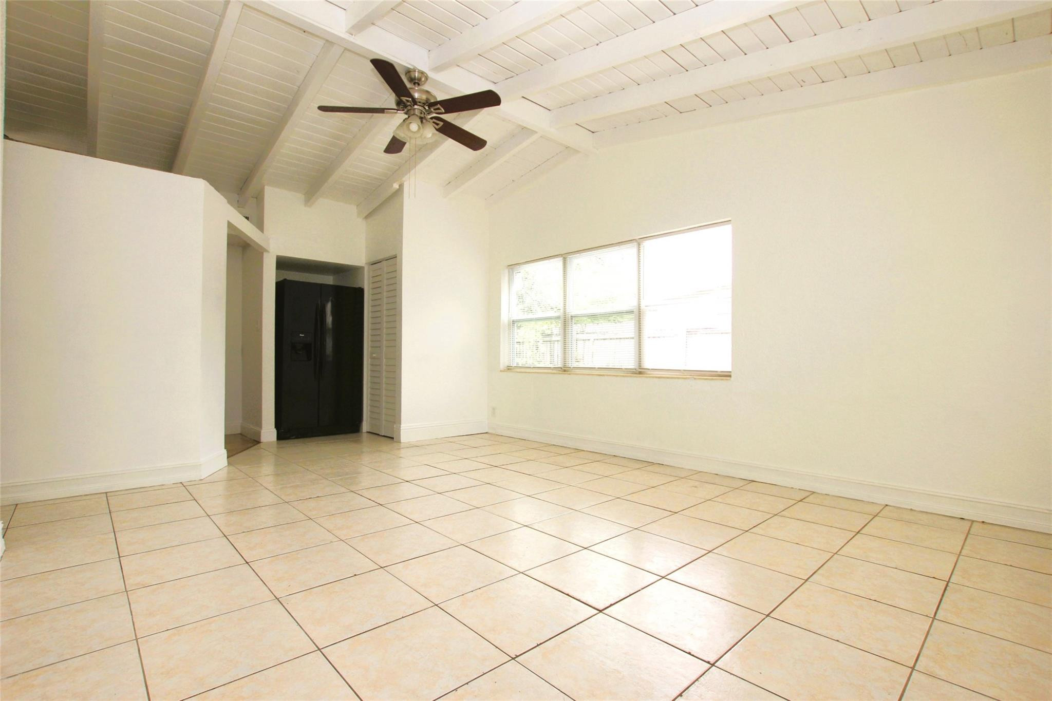 1545 NW 15th Ter