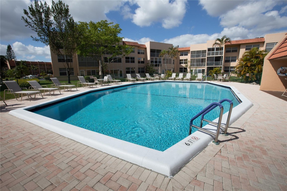 6890 Royal Palm Blvd 210 H