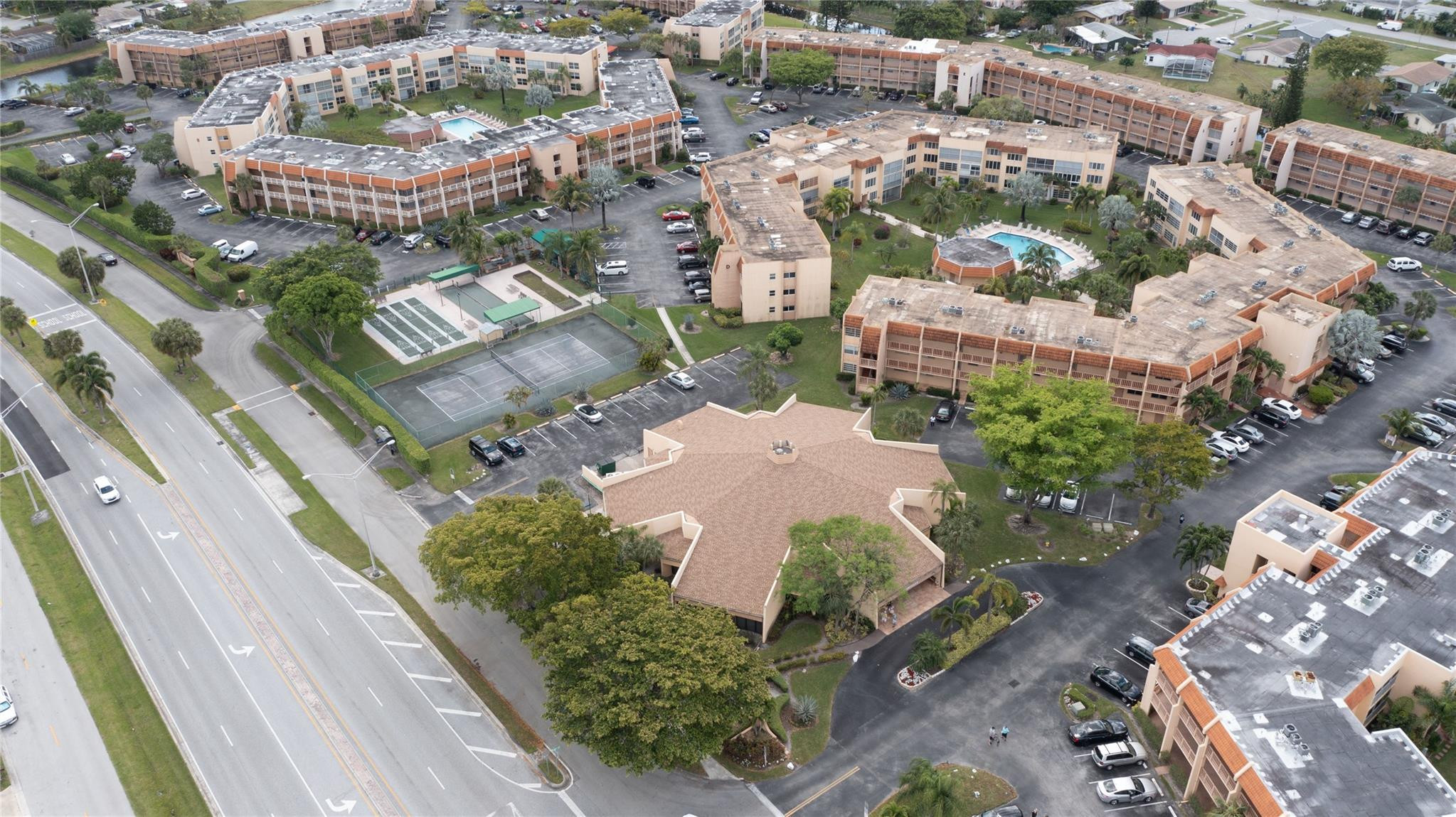 6890 Royal Palm Blvd 210 H