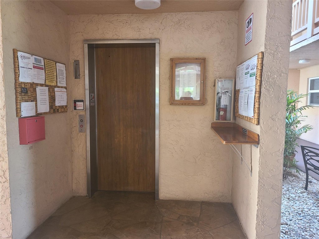 6890 Royal Palm Blvd 210 H