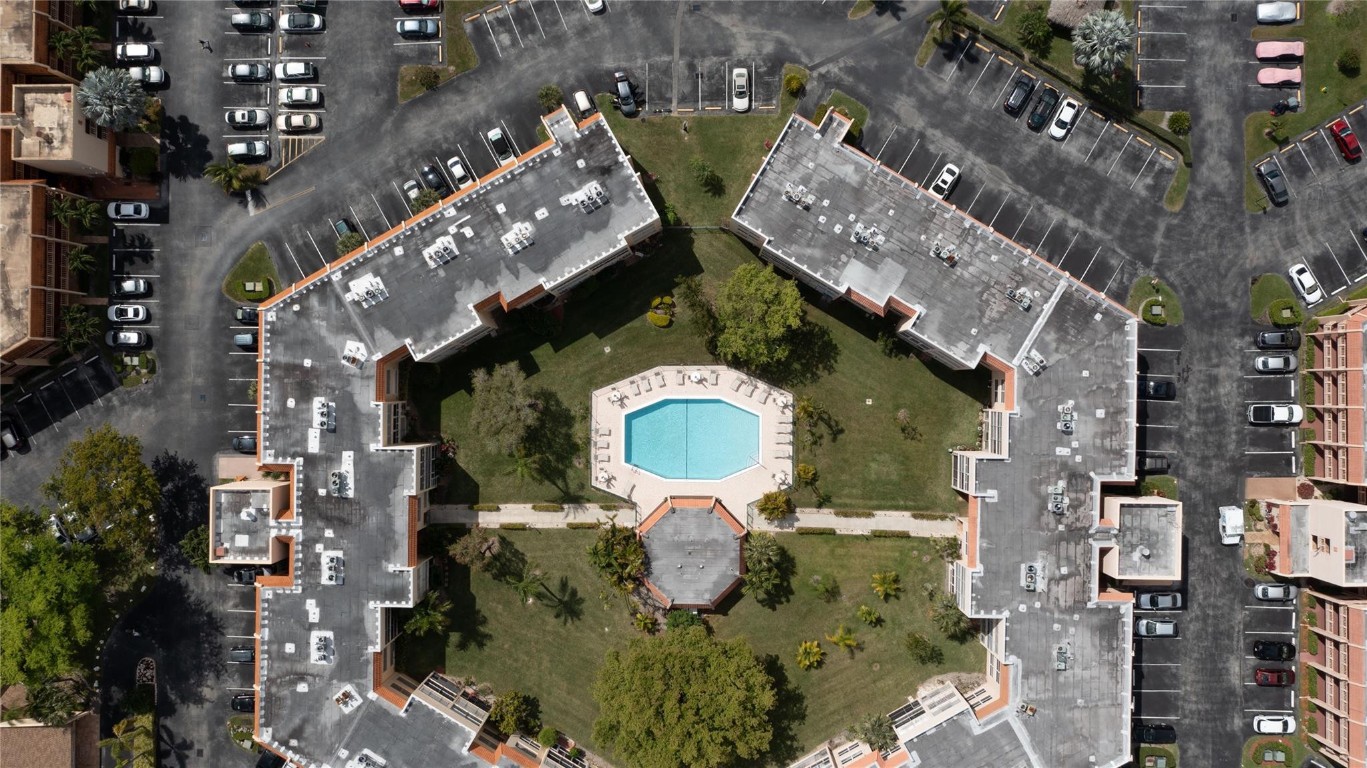 6890 Royal Palm Blvd 210 H