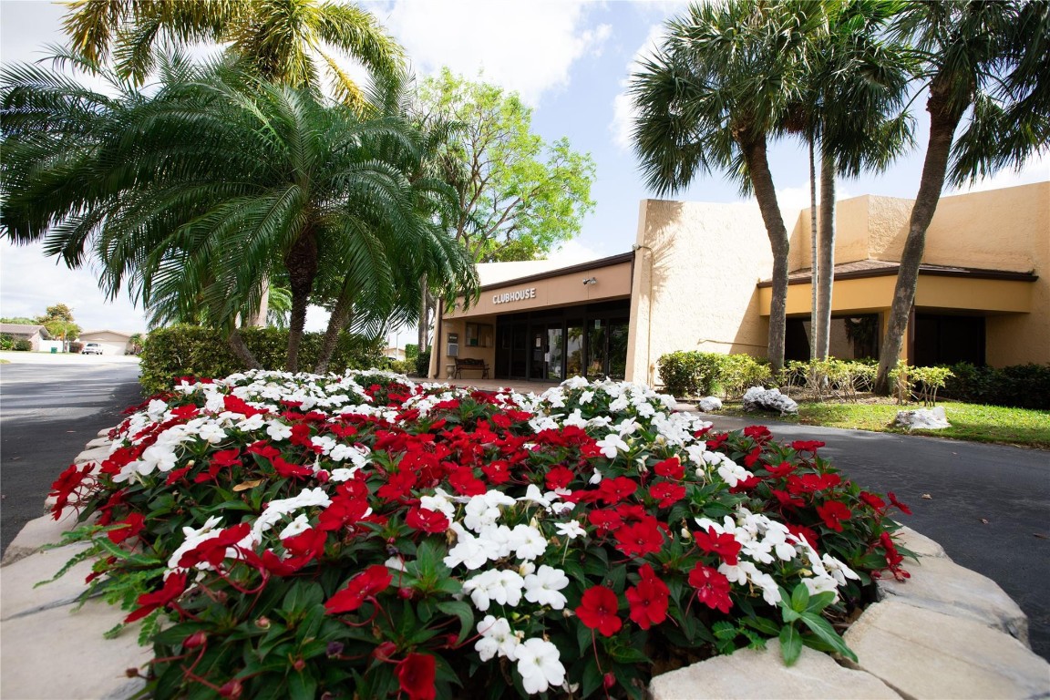 6890 Royal Palm Blvd 210 H