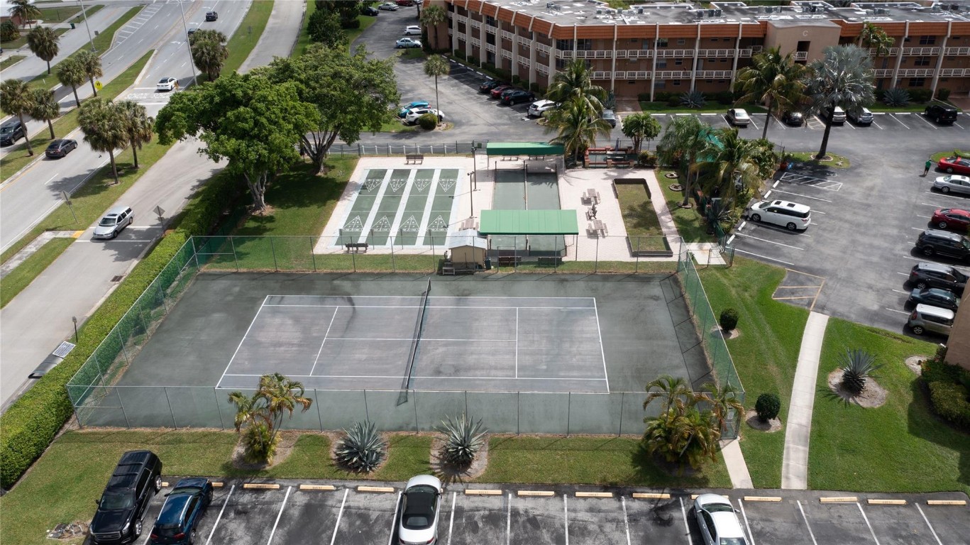 6890 Royal Palm Blvd 210 H