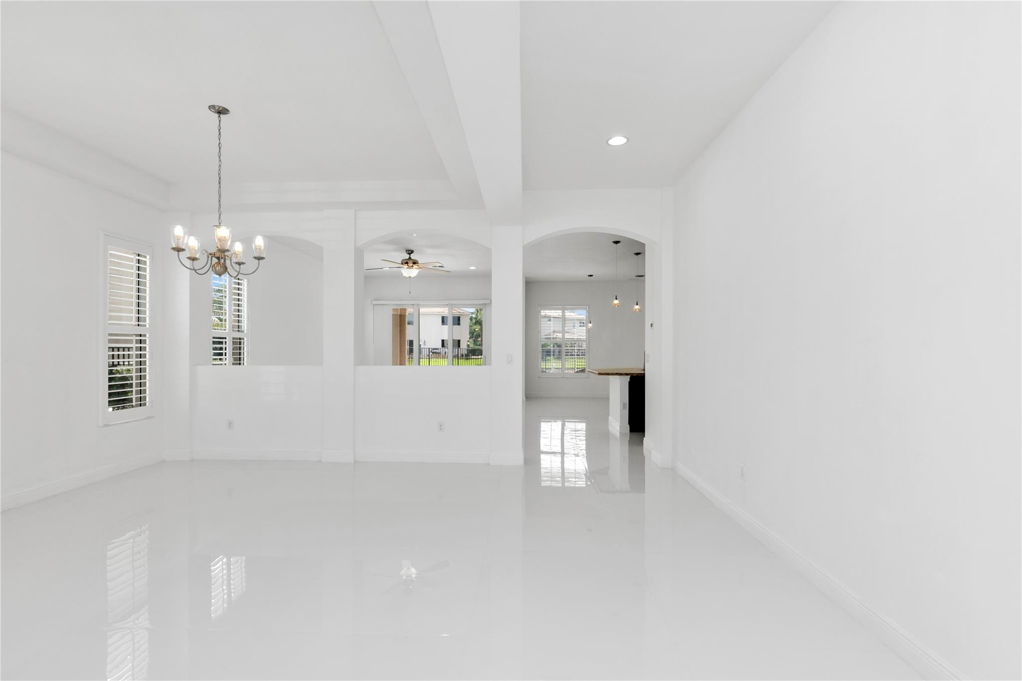 4587 San Mellina Dr