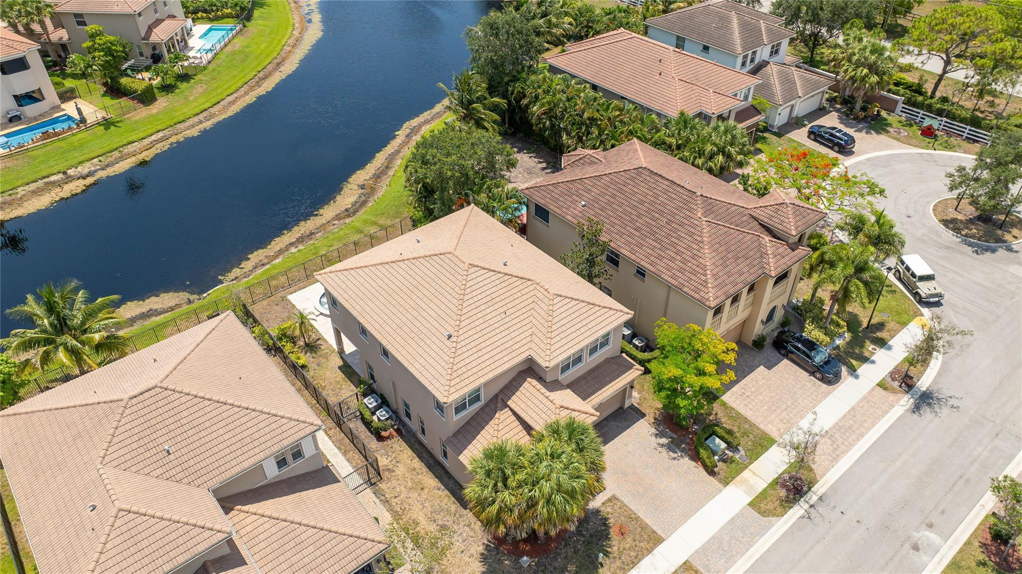 4587 San Mellina Dr