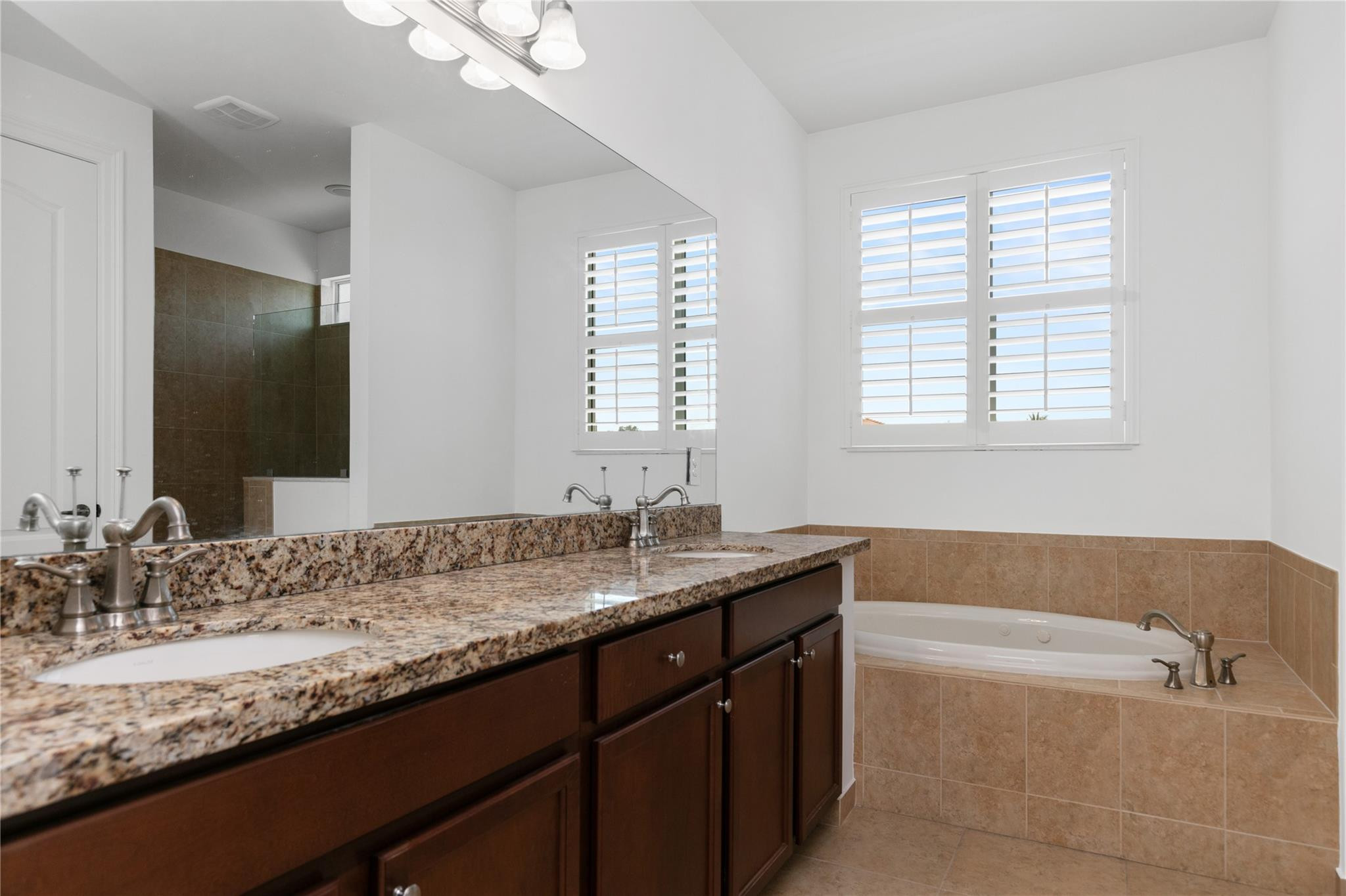 4587 San Mellina Dr