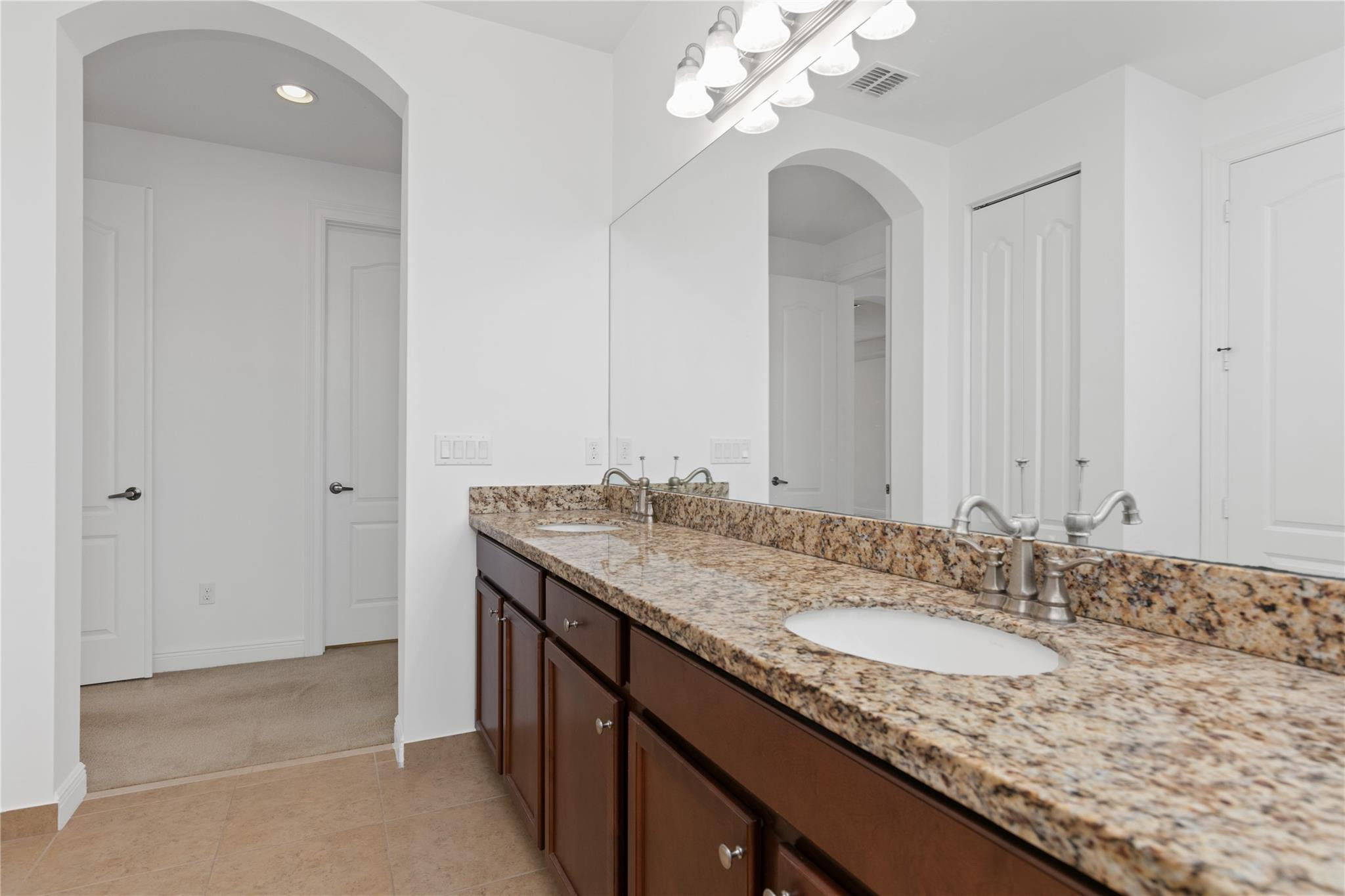 4587 San Mellina Dr