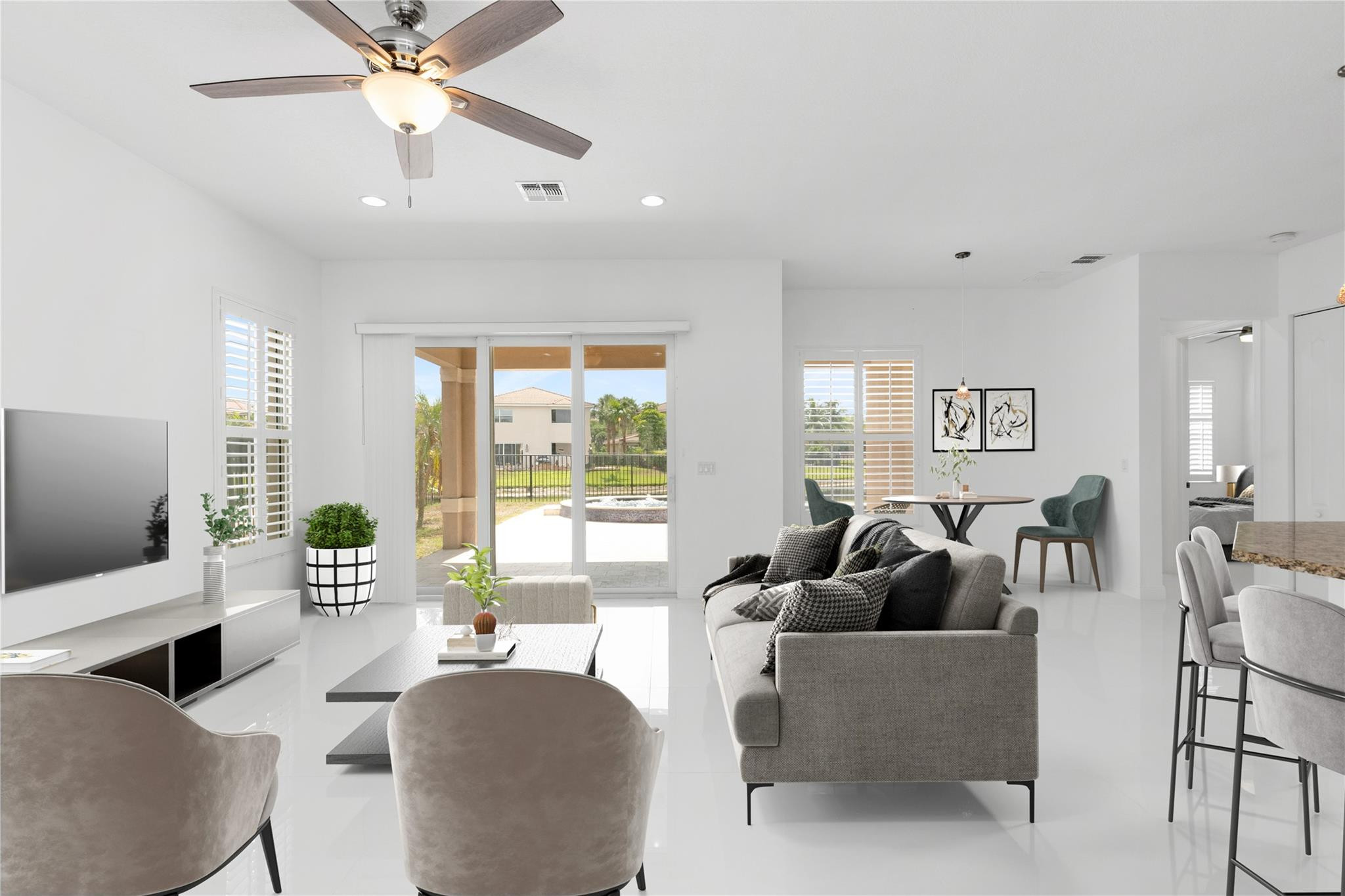 4587 San Mellina Dr
