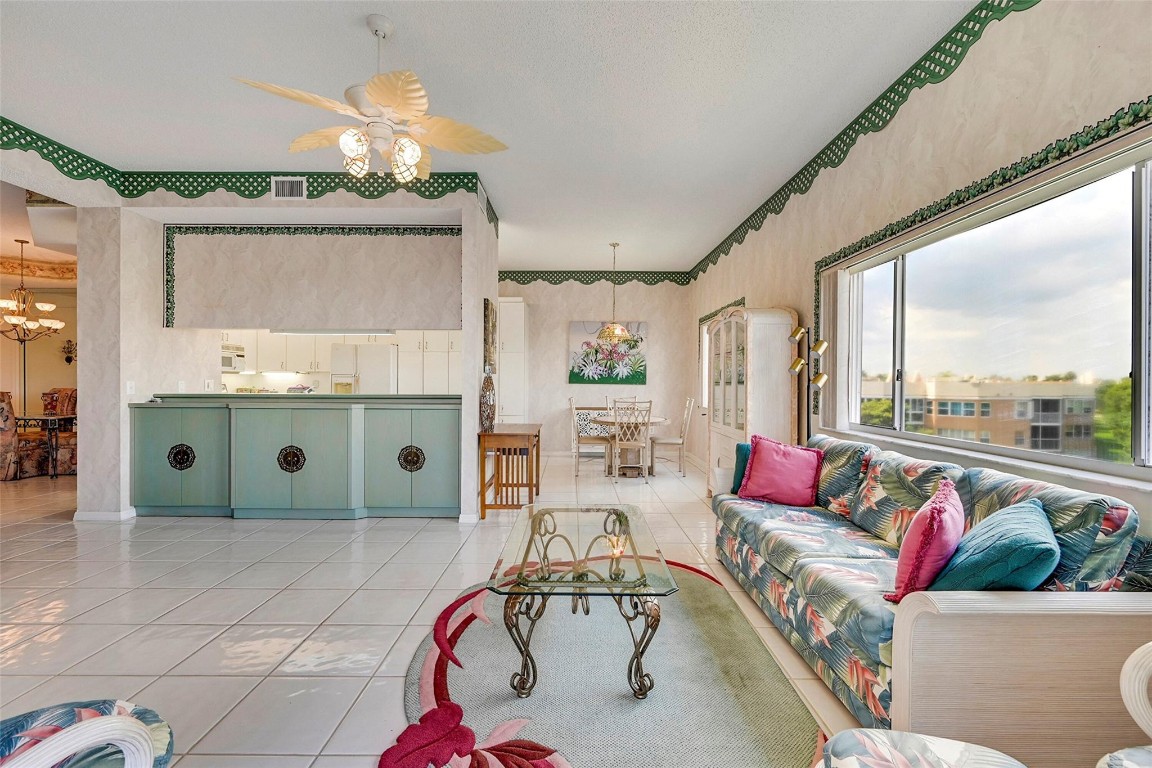 7583 Granville Dr 7583