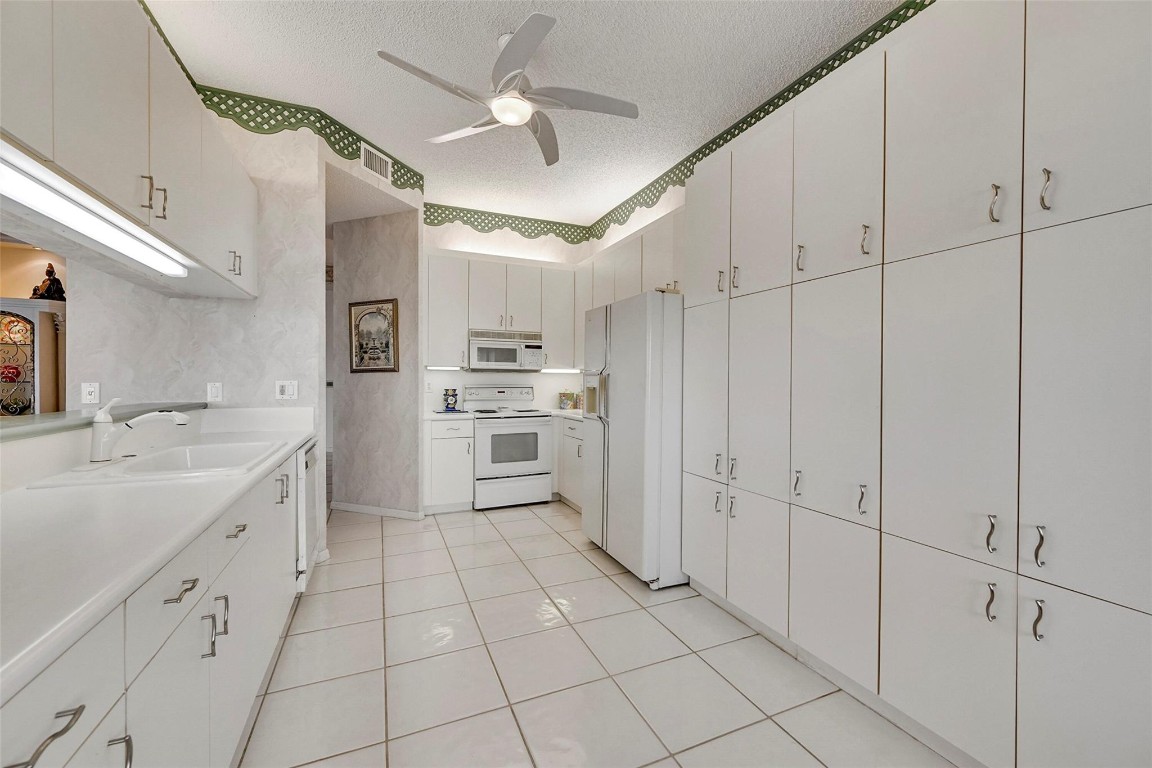 7583 Granville Dr 7583