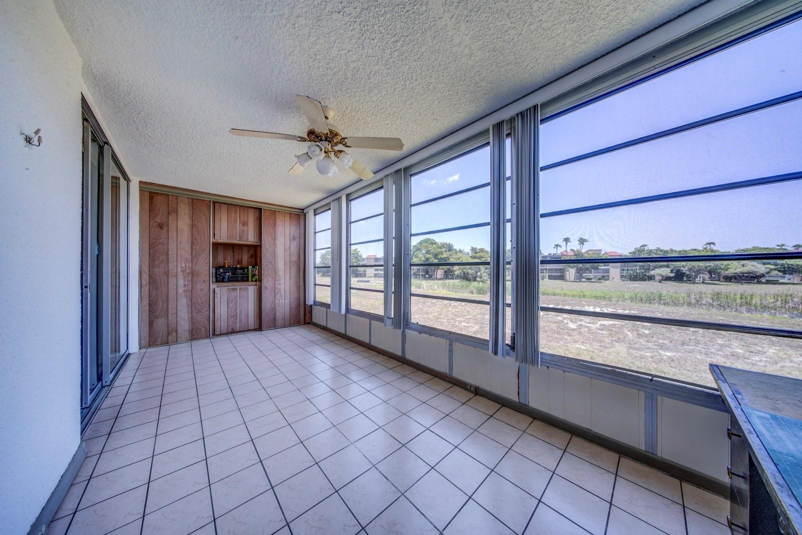 370 NW 76th Ave 202