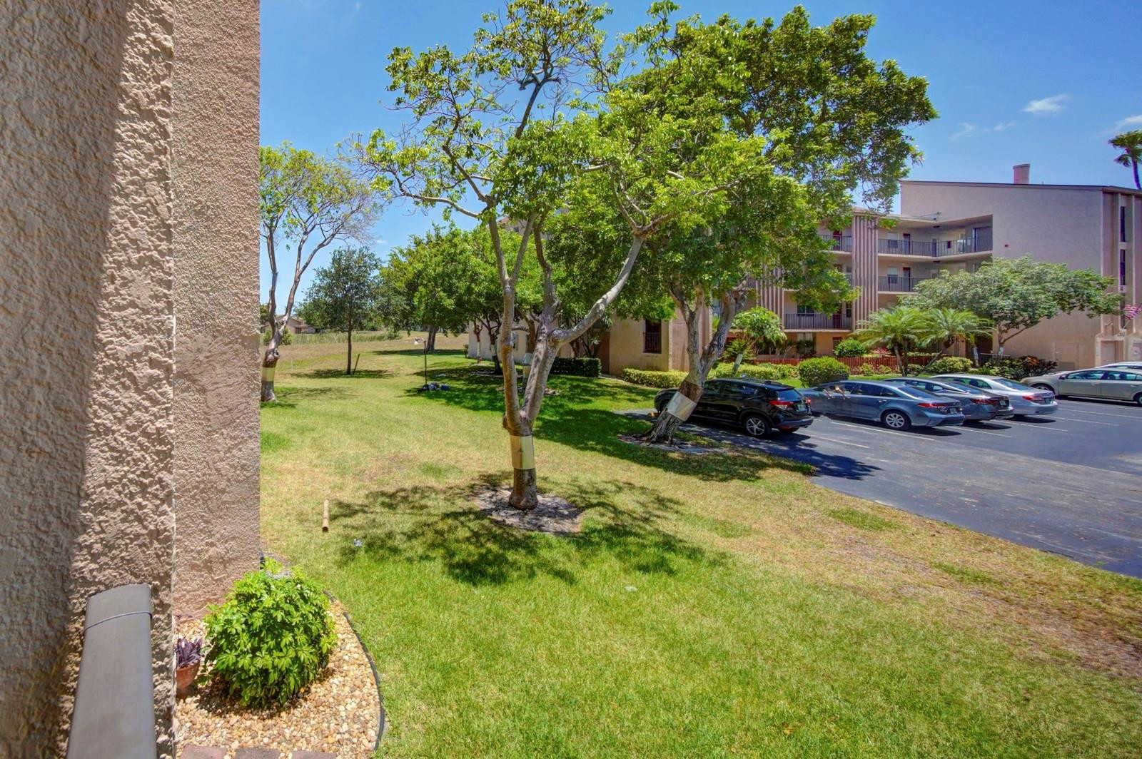 370 NW 76th Ave 202