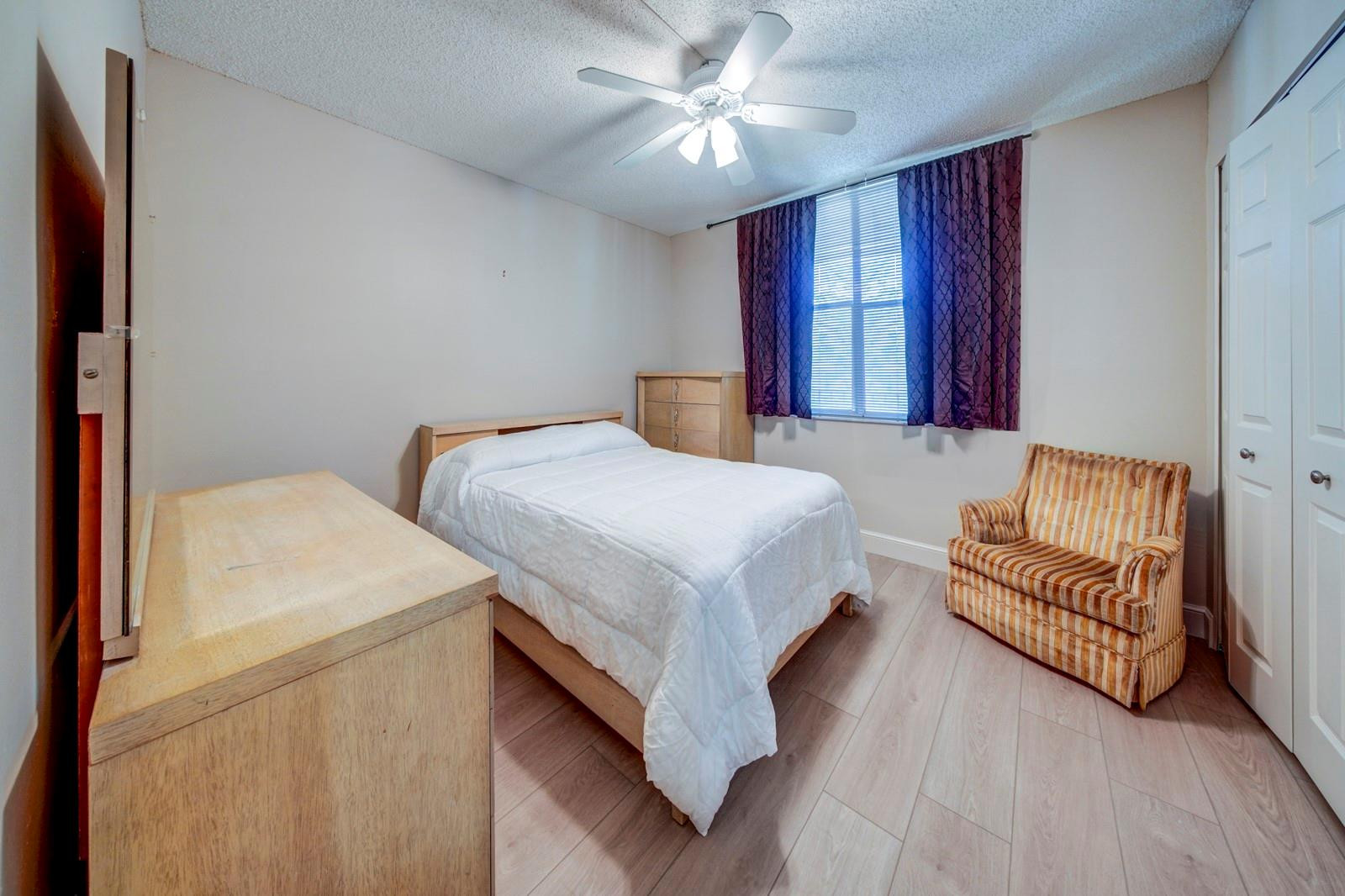 370 NW 76th Ave 202
