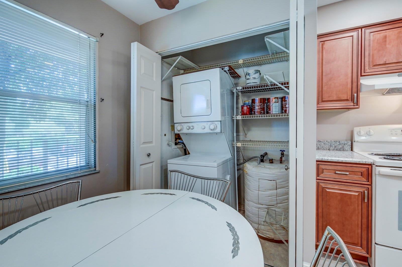 370 NW 76th Ave 202