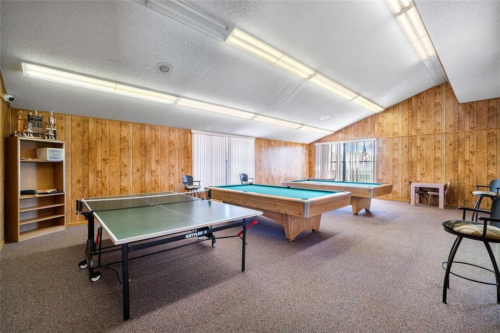 370 NW 76th Ave 202